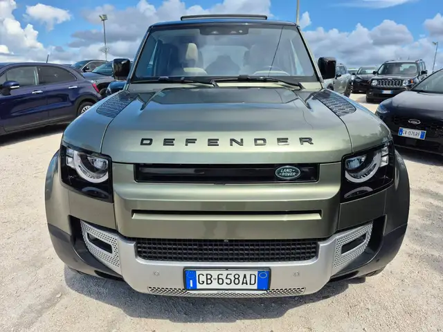 Land Rover Defender view 5