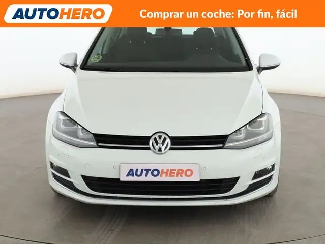Volkswagen Golf view 9