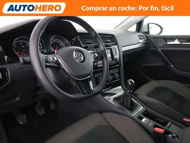 Volkswagen Golf view 12