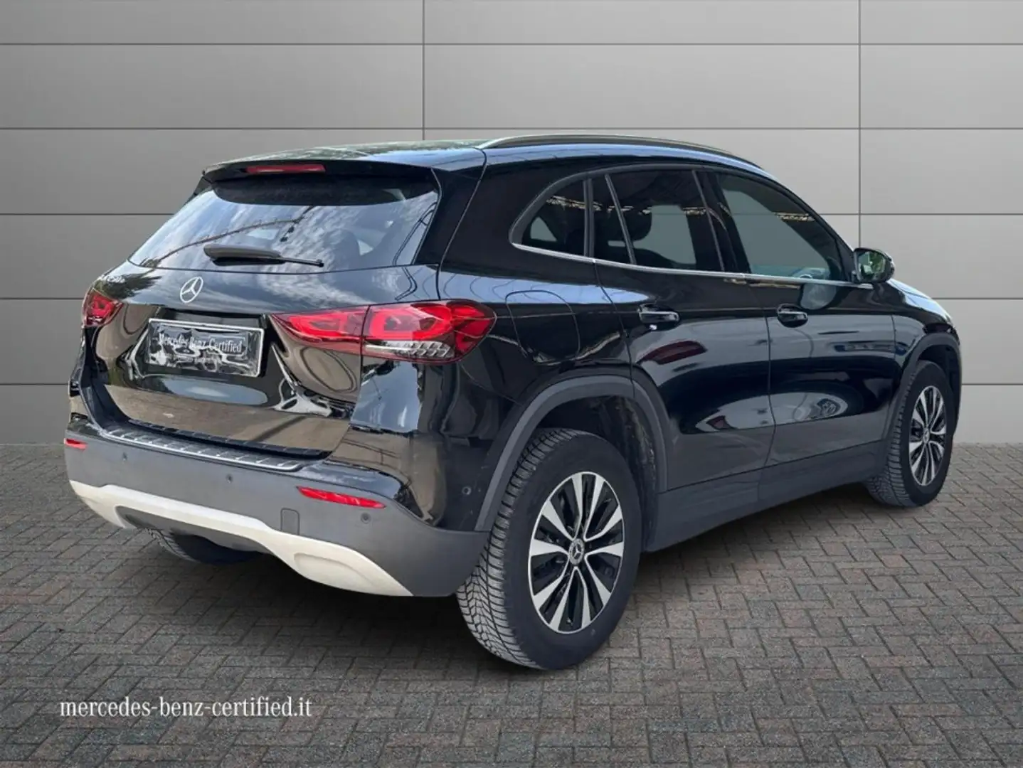 Mercedes-Benz GLA 250 GLA 250 e phev (eq-power) Sport auto Nero - 2