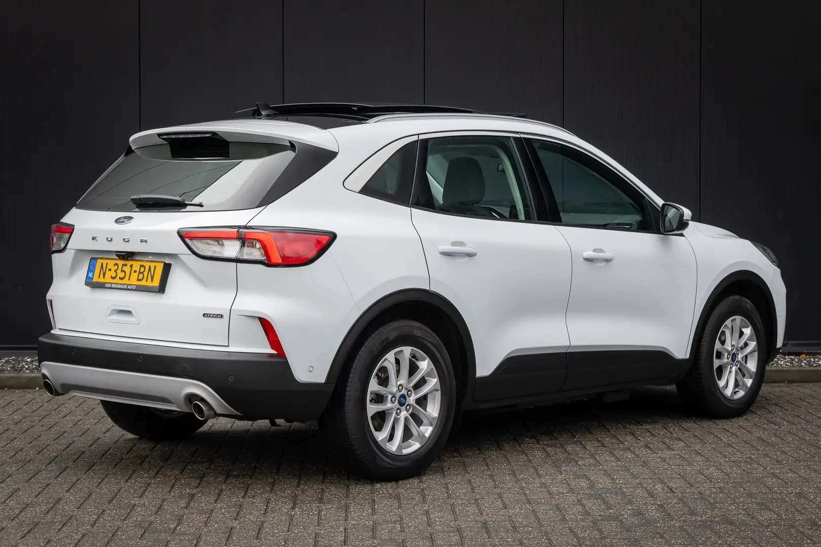 Ford Kuga 2.5 PHEV Titanium | 100% dealer o.h. | Panoramadak Blanc - 2