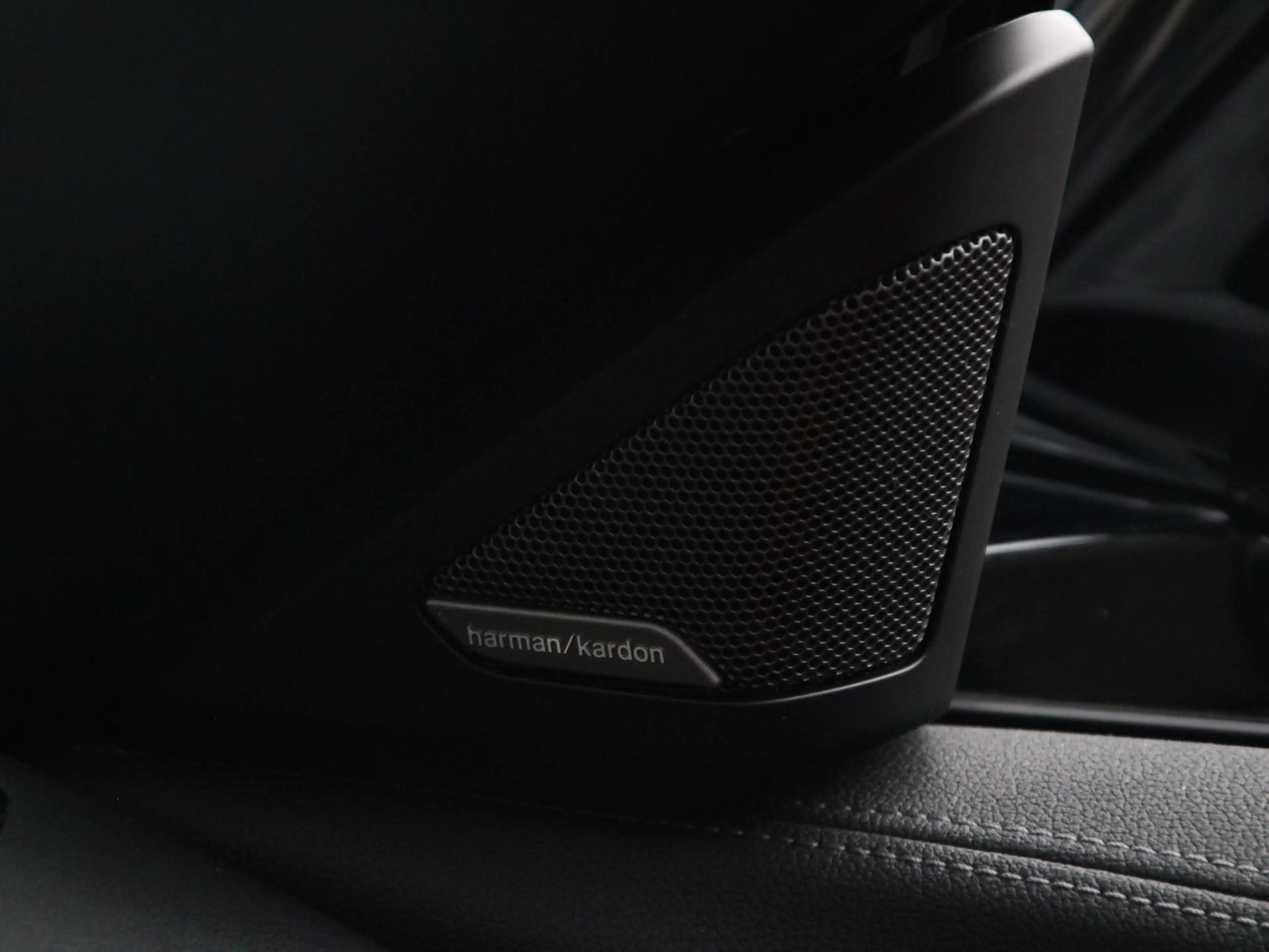 BMW Z4 Roadster M40i High Executive — photo 47