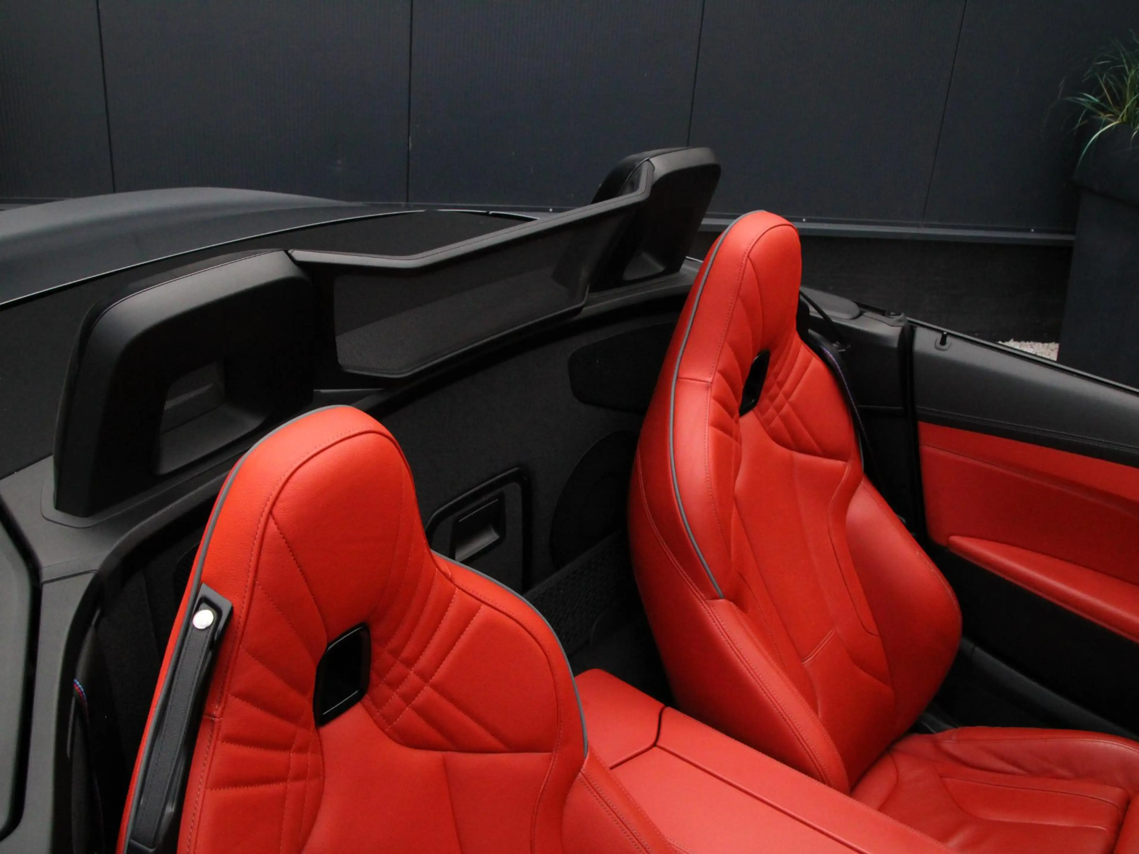 BMW Z4 Roadster M40i High Executive — photo 24