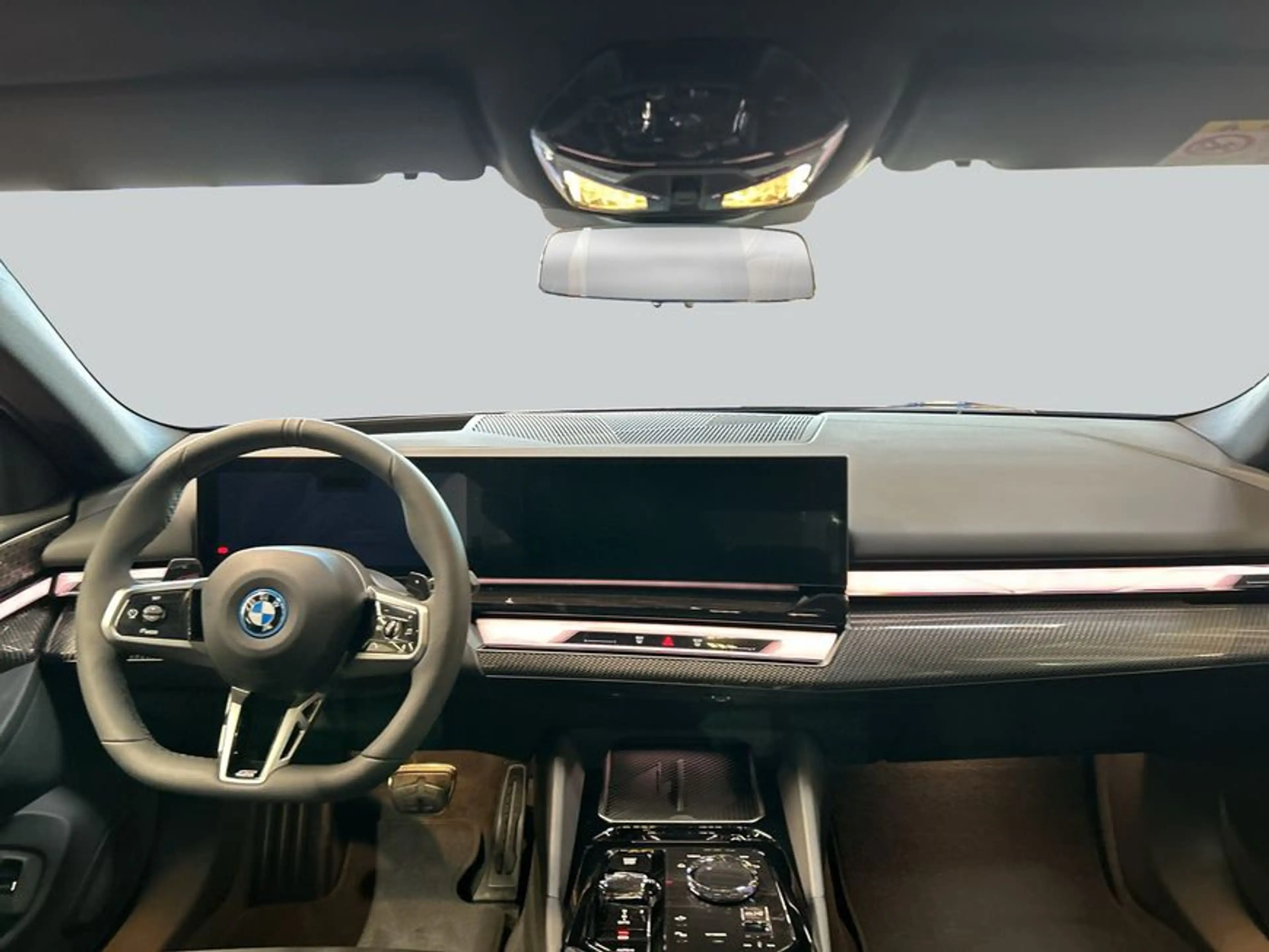 BMW 550 550e xDrive Aut. 230 kW, 4-türig — photo 14