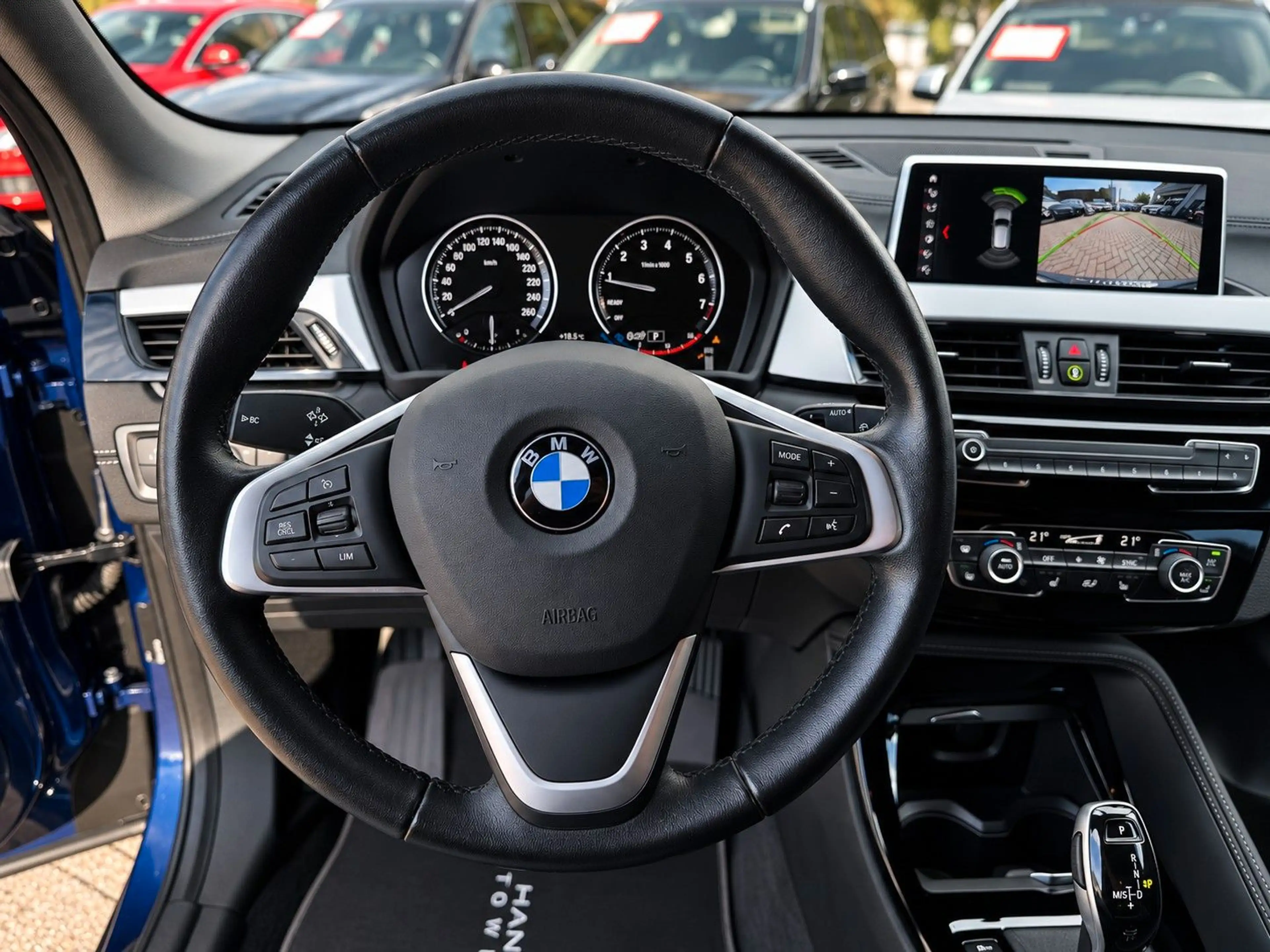 BMW X2 sDrive 20 i Advantage R-CAM/HIFI/PDC/SHZ/MEMO — photo 11