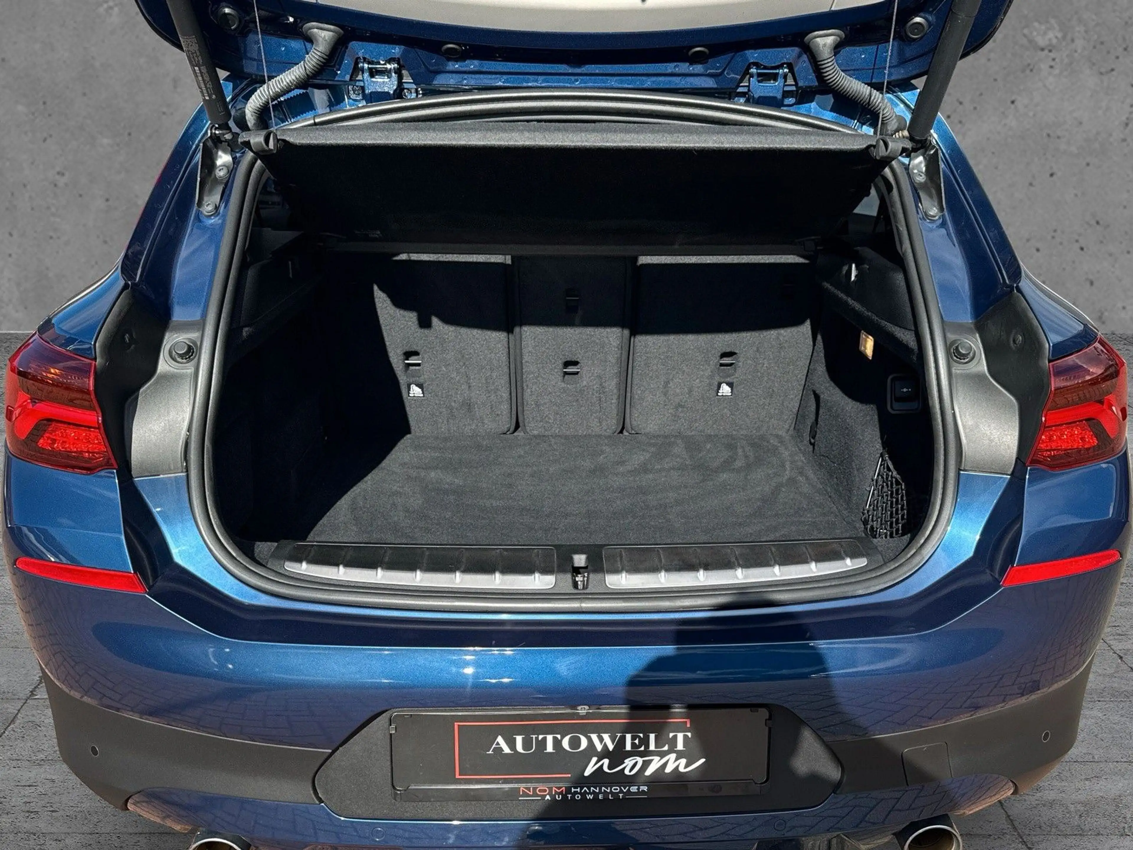 BMW X2 sDrive 20 i Advantage R-CAM/HIFI/PDC/SHZ/MEMO — photo 9