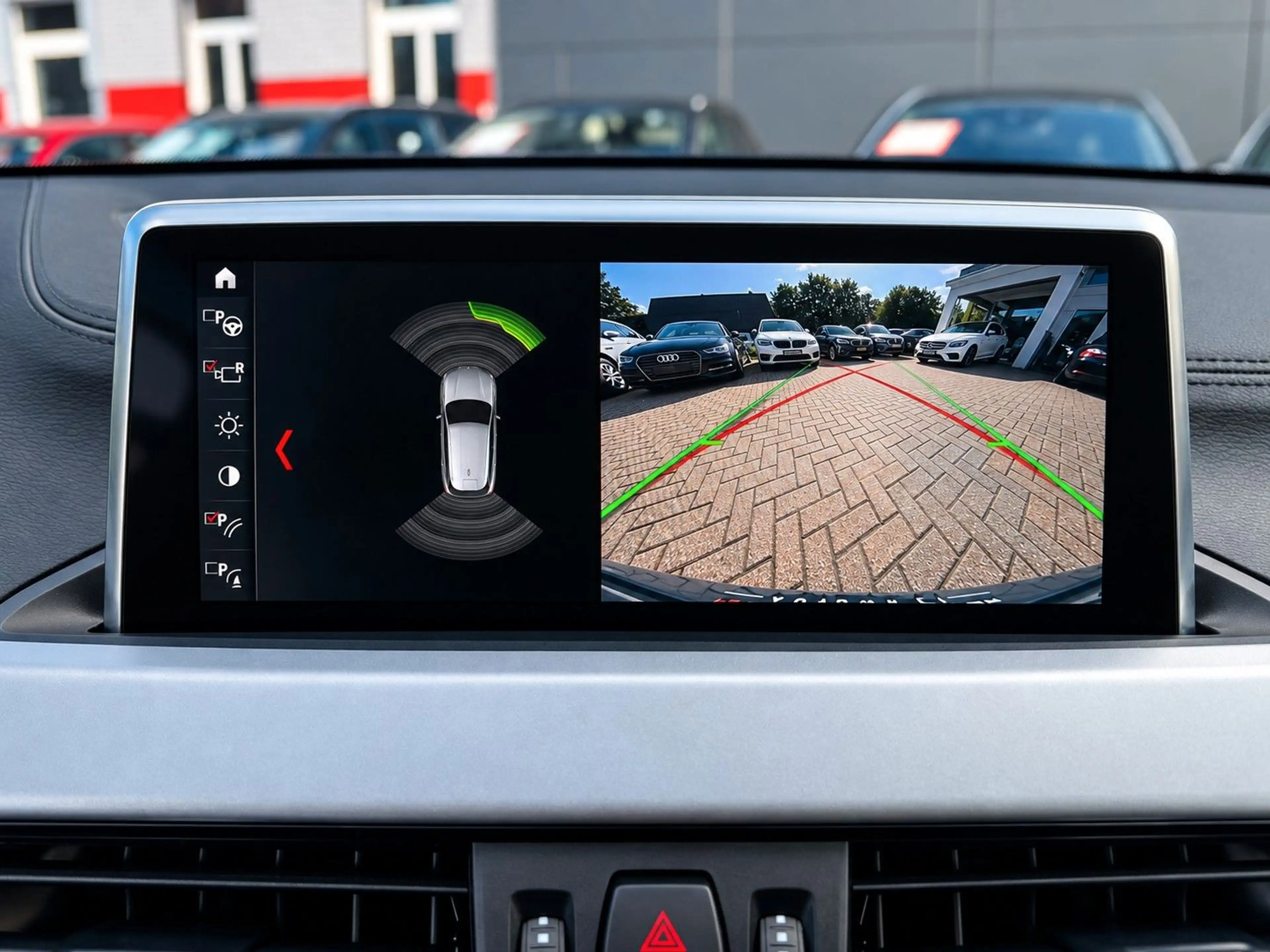 BMW X2 sDrive 20 i Advantage R-CAM/HIFI/PDC/SHZ/MEMO — photo 13