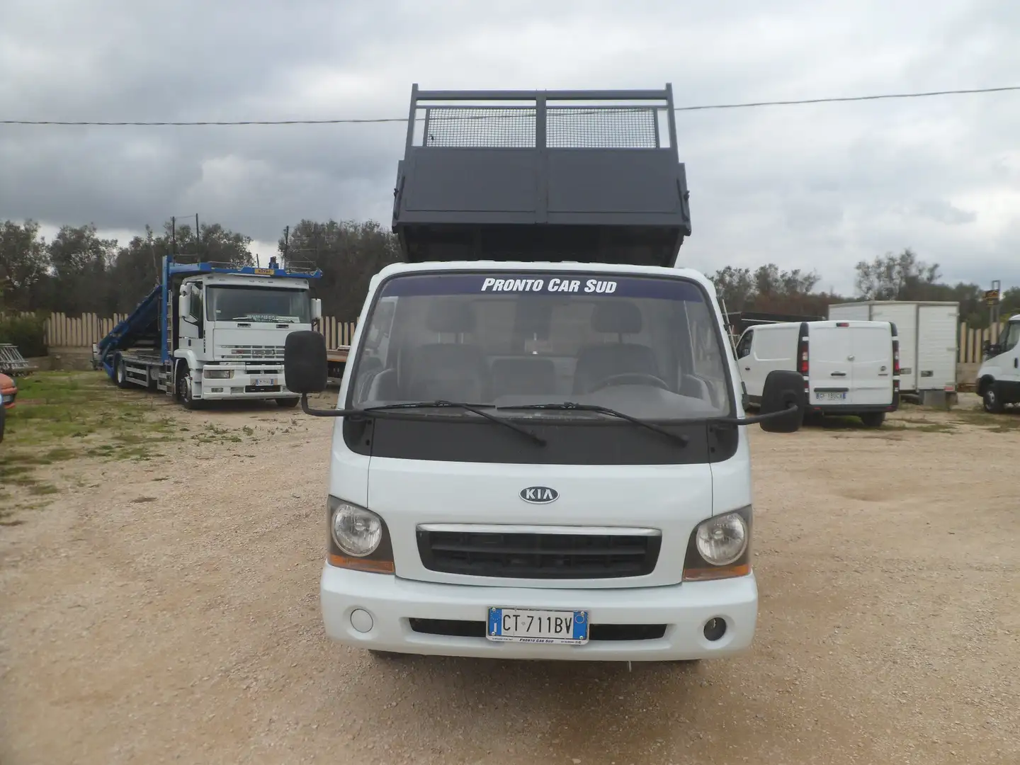 Kia K2500 ribaltabile trilaterale Blanc - 2