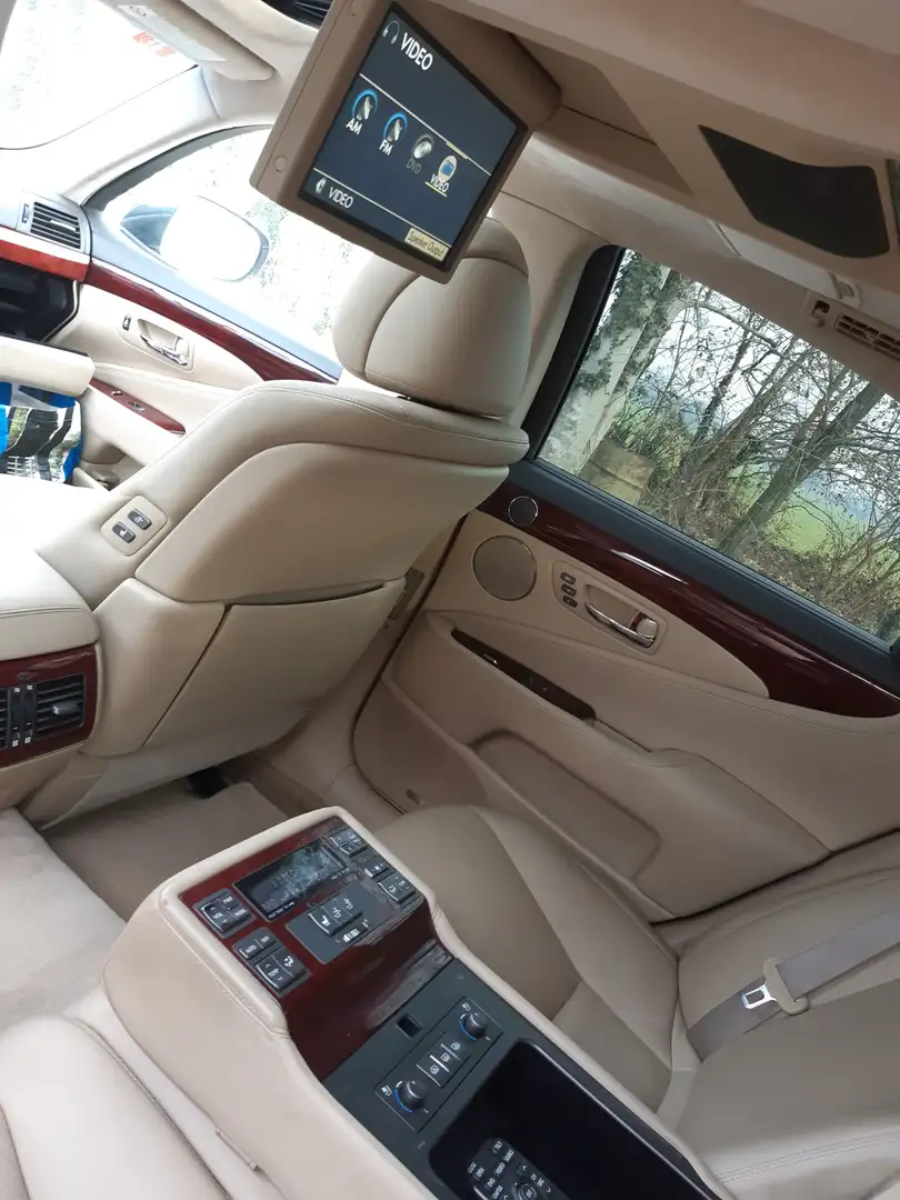 Lexus LS 600 HF4 LS+I+-+II+-+III+-+IV+600h+5.0+auto Modrá - 1