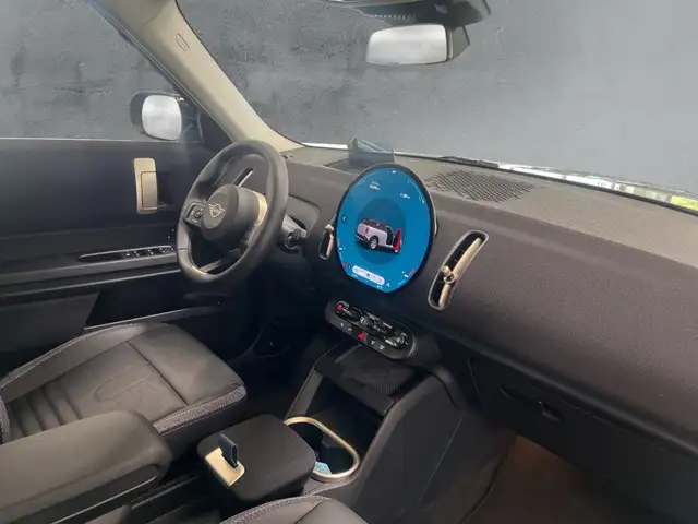 Mini Countryman view 12