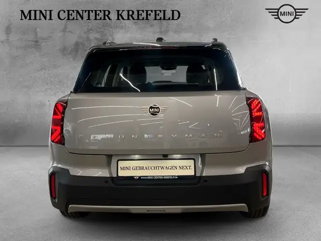 Mini Countryman view 6
