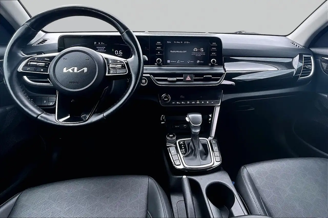 Kia Seltos снимка Kia Seltos