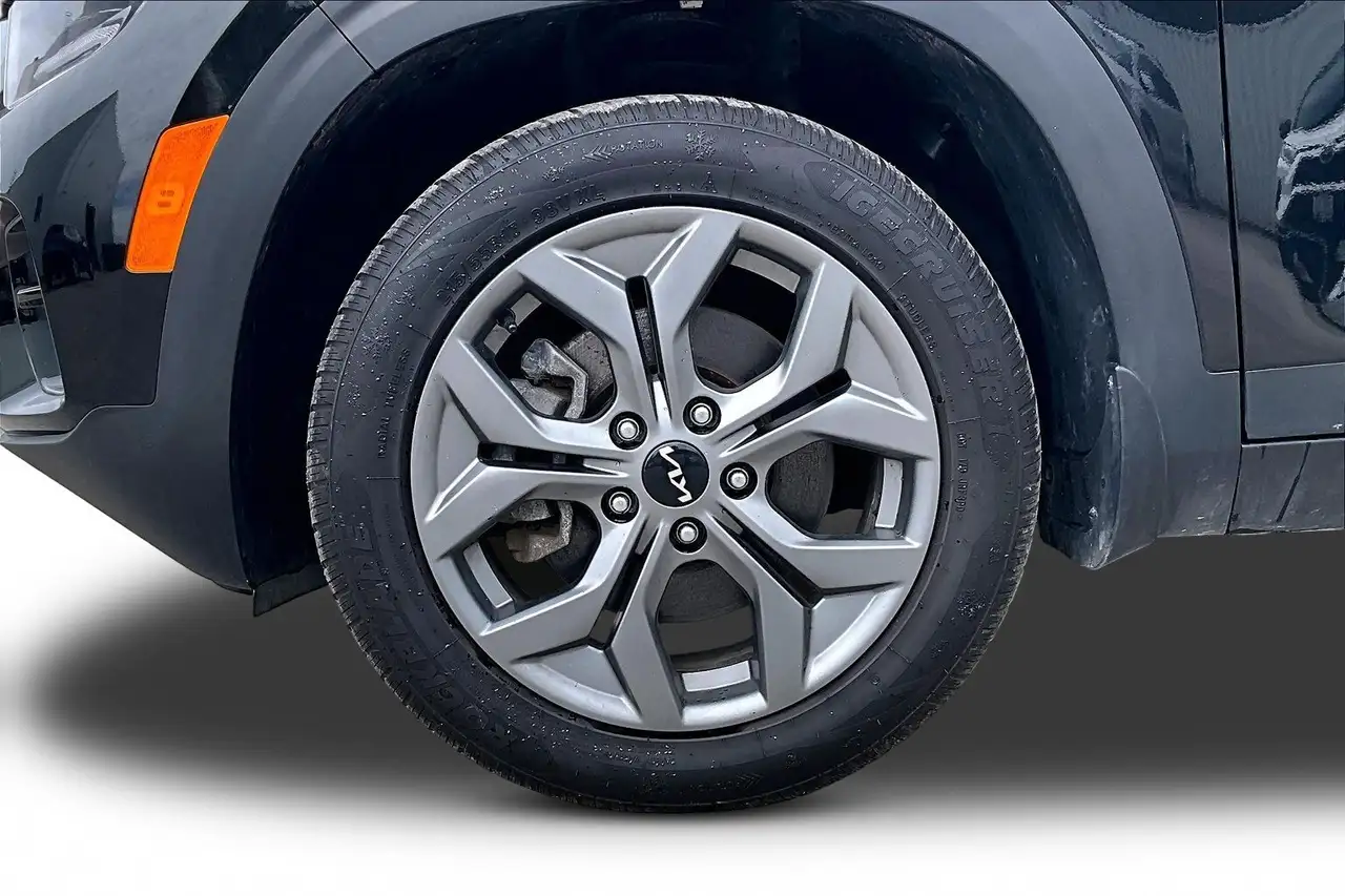 Kia Seltos снимка Kia Seltos
