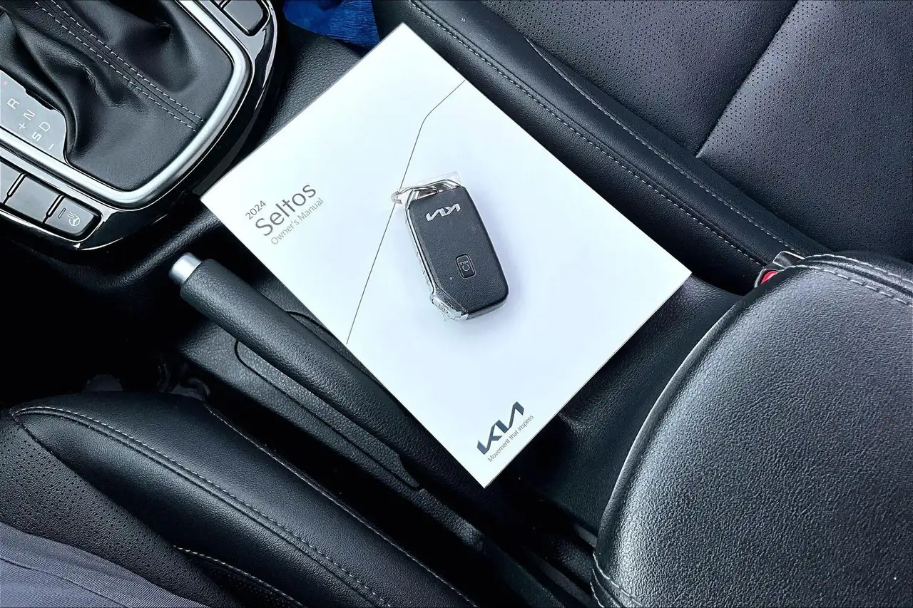 Kia Seltos снимка Kia Seltos