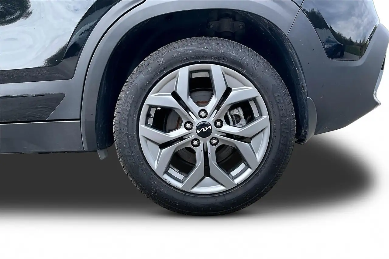 Kia Seltos снимка Kia Seltos