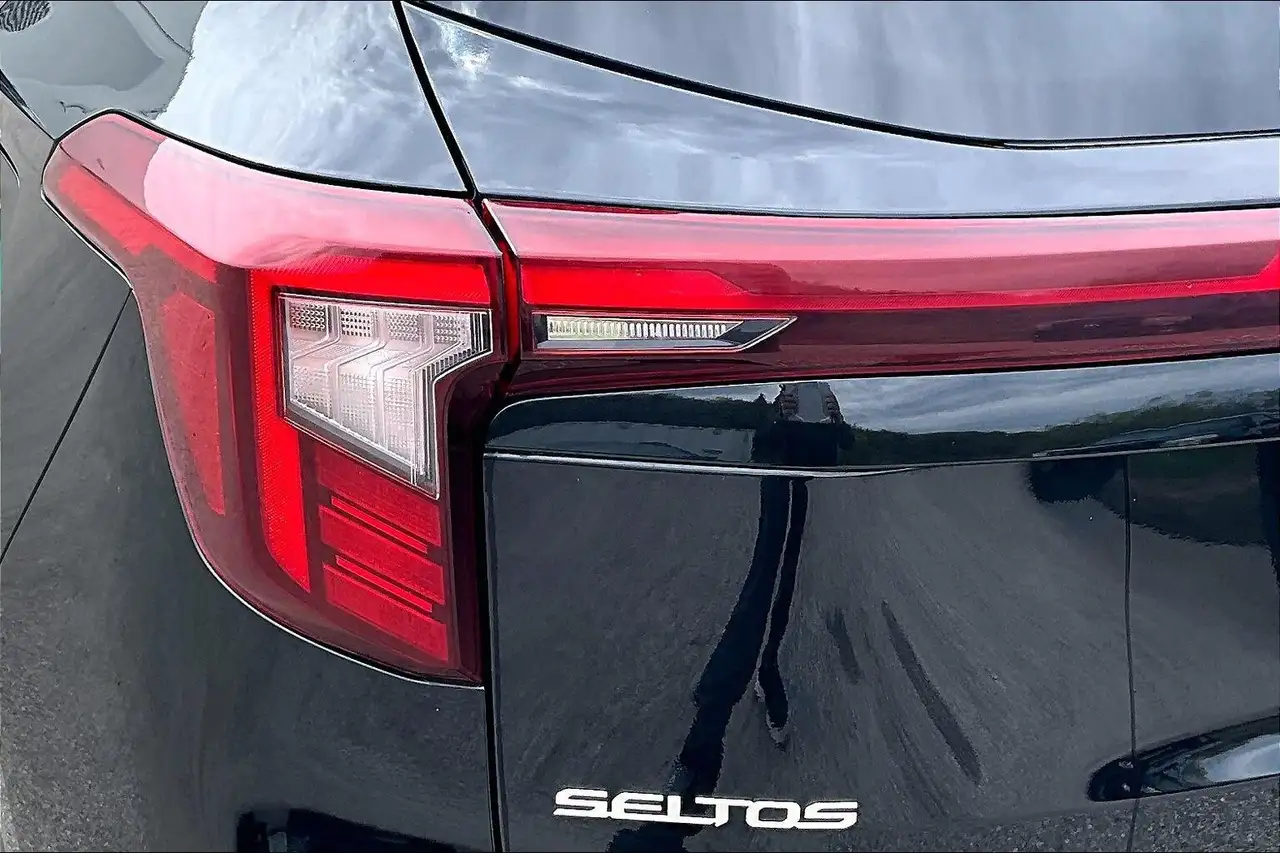 Kia Seltos снимка Kia Seltos