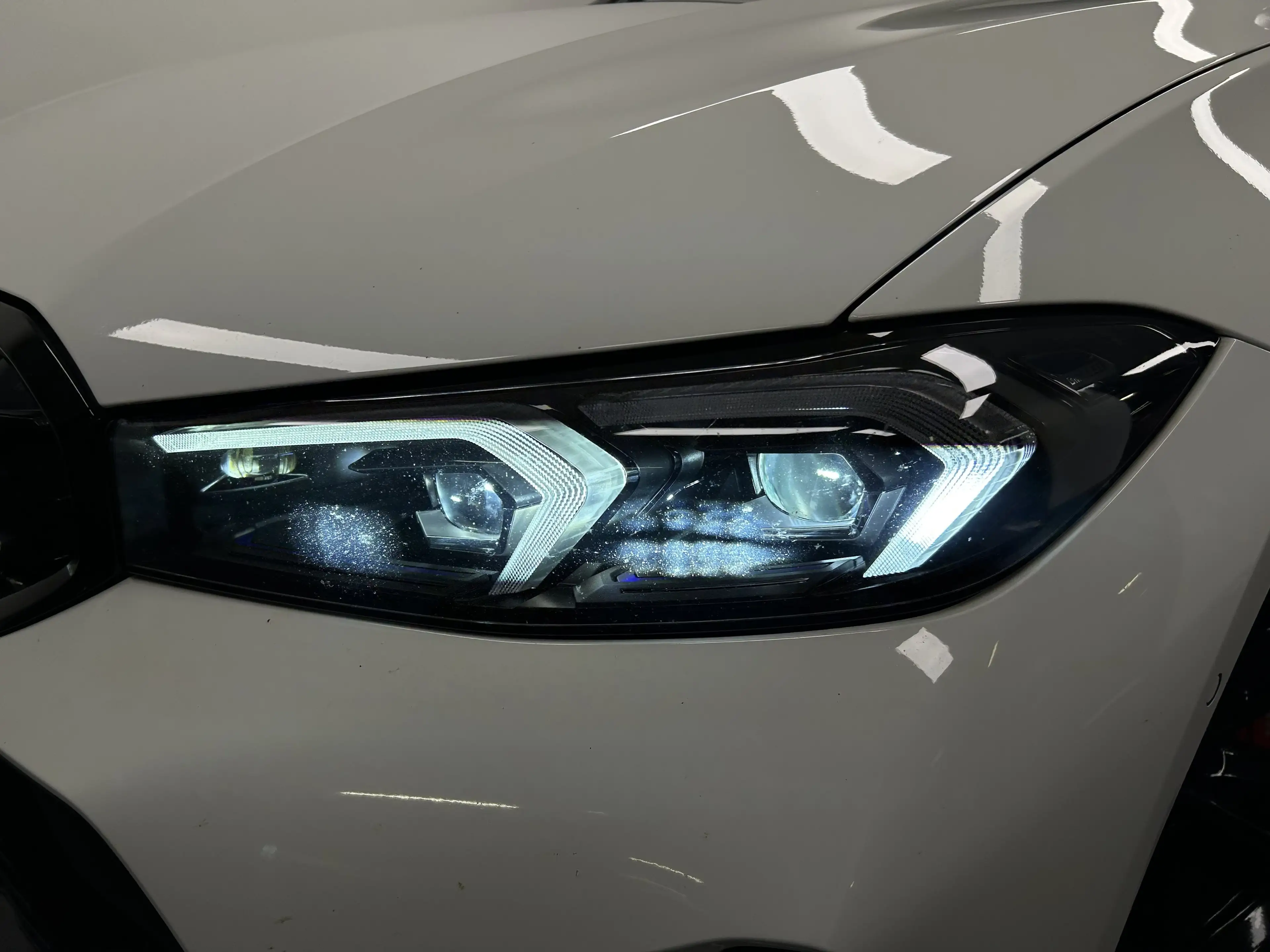 BMW 340 M340d xDrive Touring — photo 8