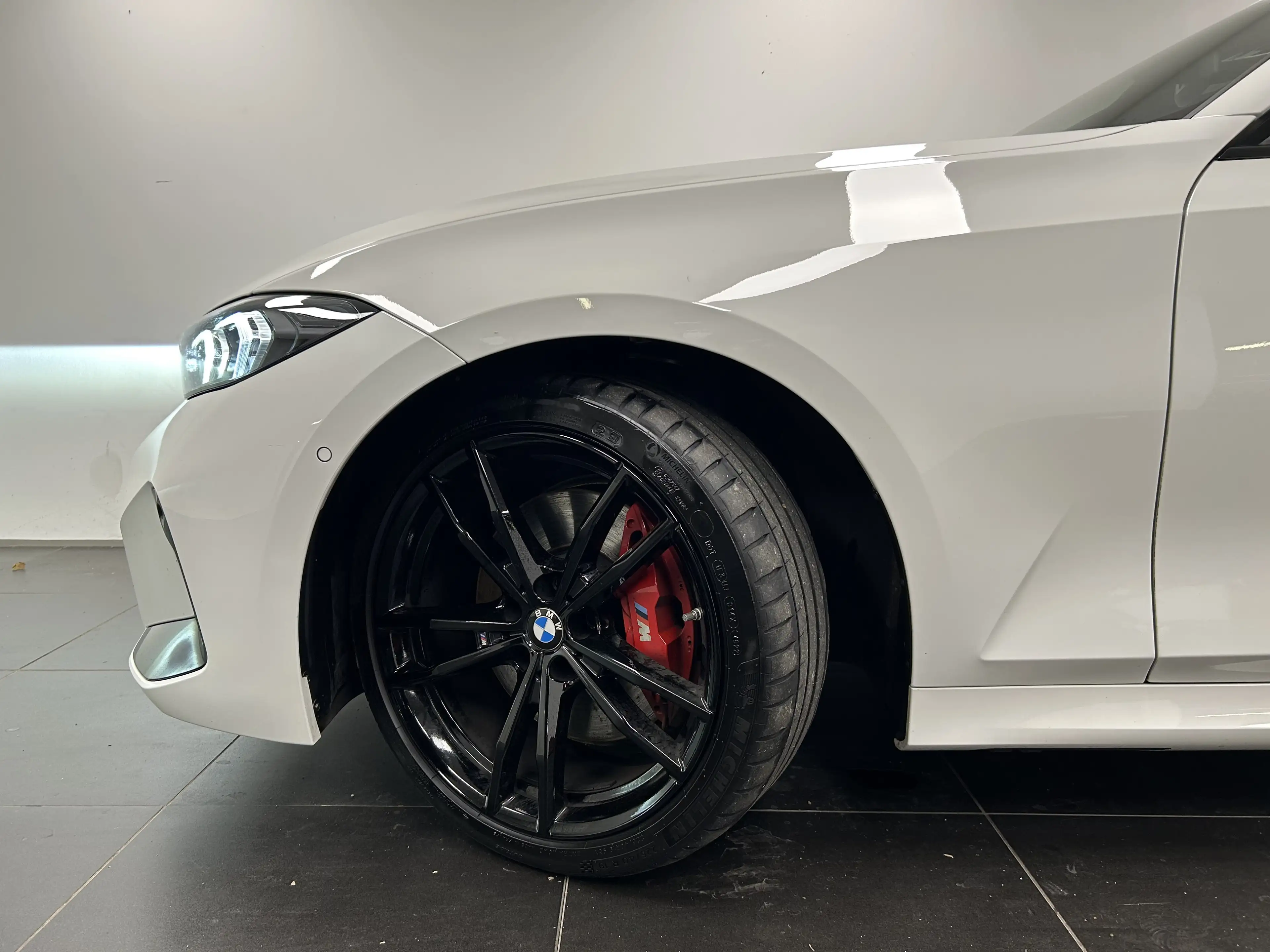 BMW 340 M340d xDrive Touring — photo 9
