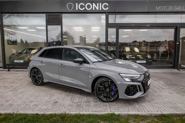 Audi RS3 Sportback quattro S tronic 294kW