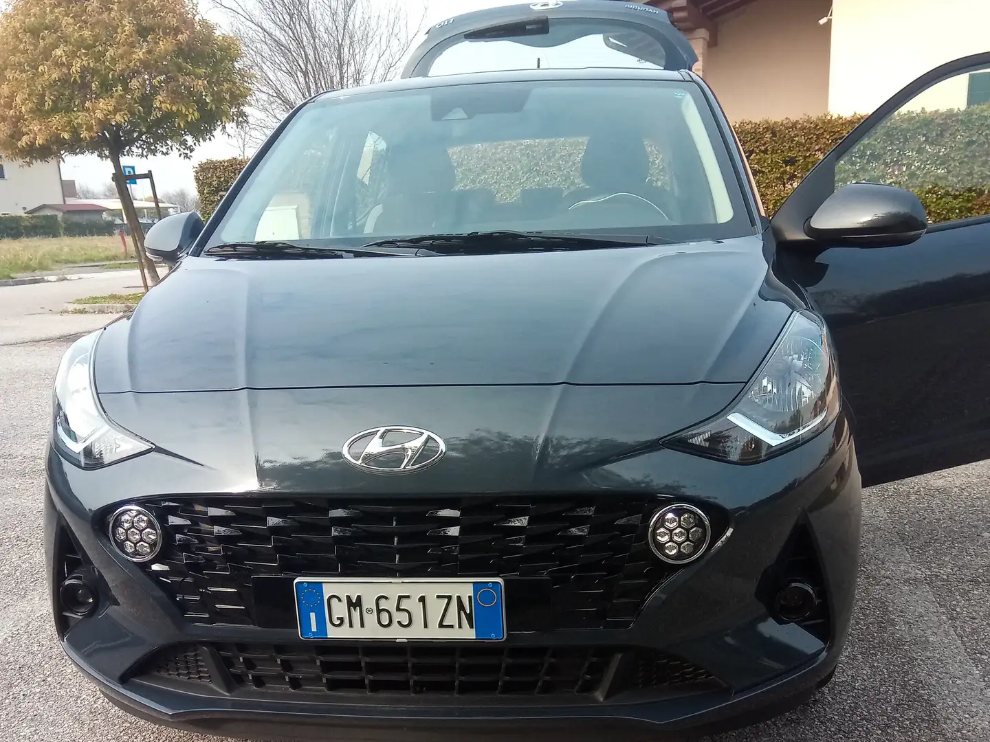Hyundai i10 i10 1.0 mpi Tech Connect Pack Grigio - 1