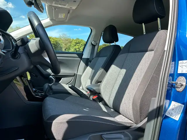 Volkswagen T-Cross view 15