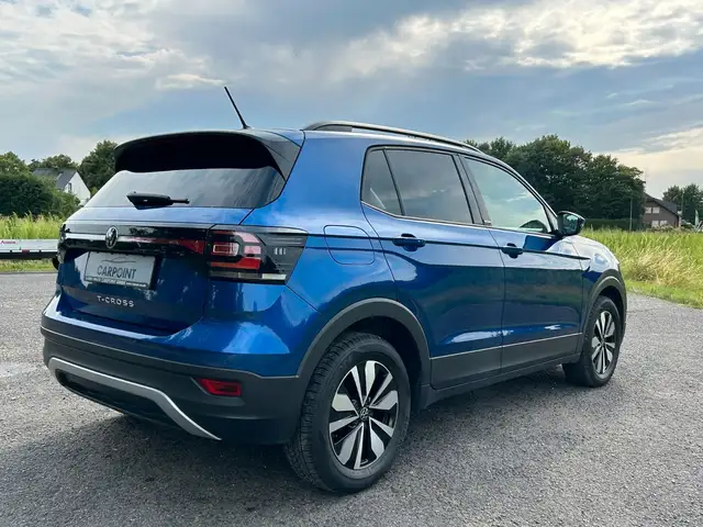 Volkswagen T-Cross view 5