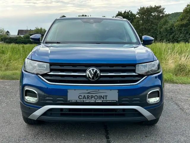 Volkswagen T-Cross view 8