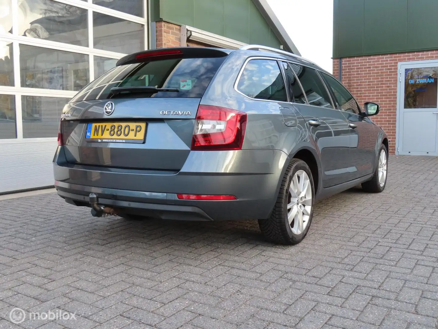 Skoda Octavia Combi 1.0 TSI Greentech Ambition|Trekhaak|Carplay| Grijs - 2