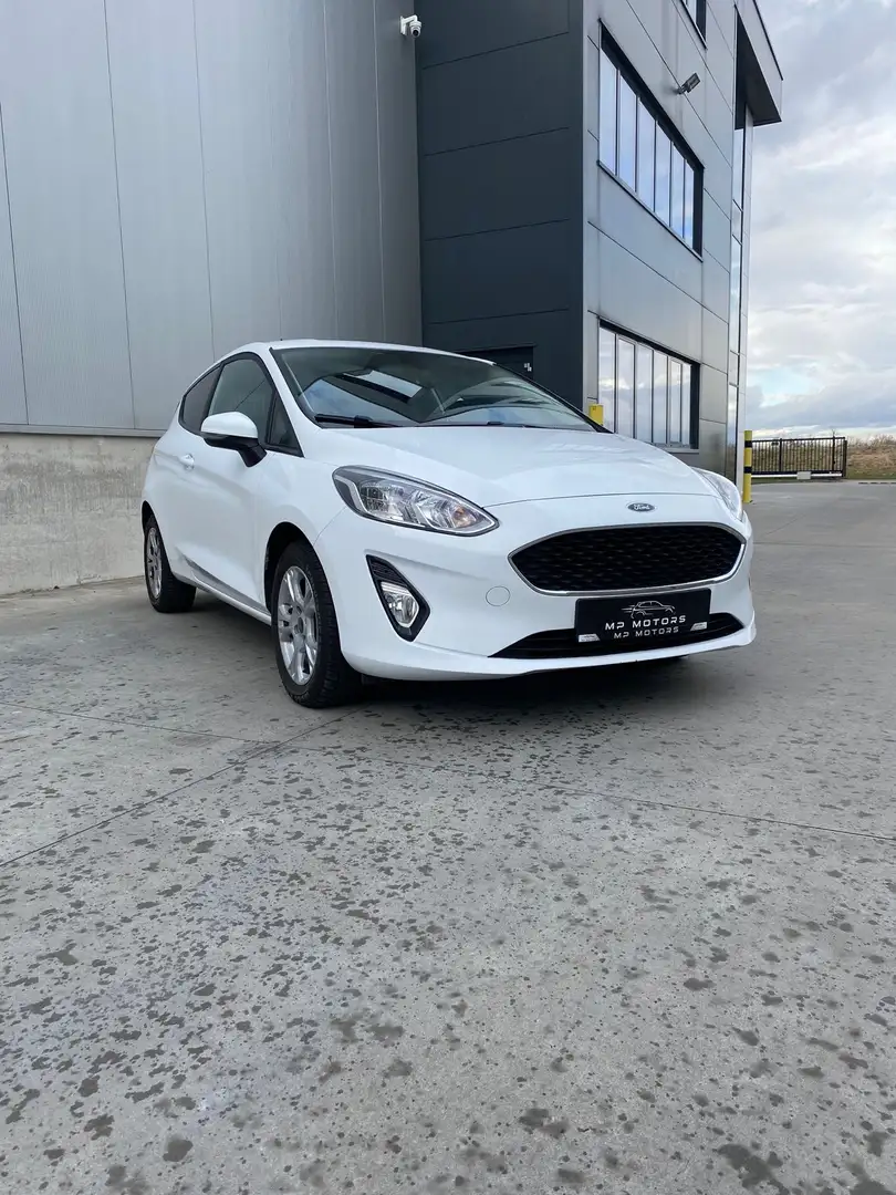 Ford Fiesta 1.5 TDCi  UTILITAIRE Business 5700HTVA Wit - 2