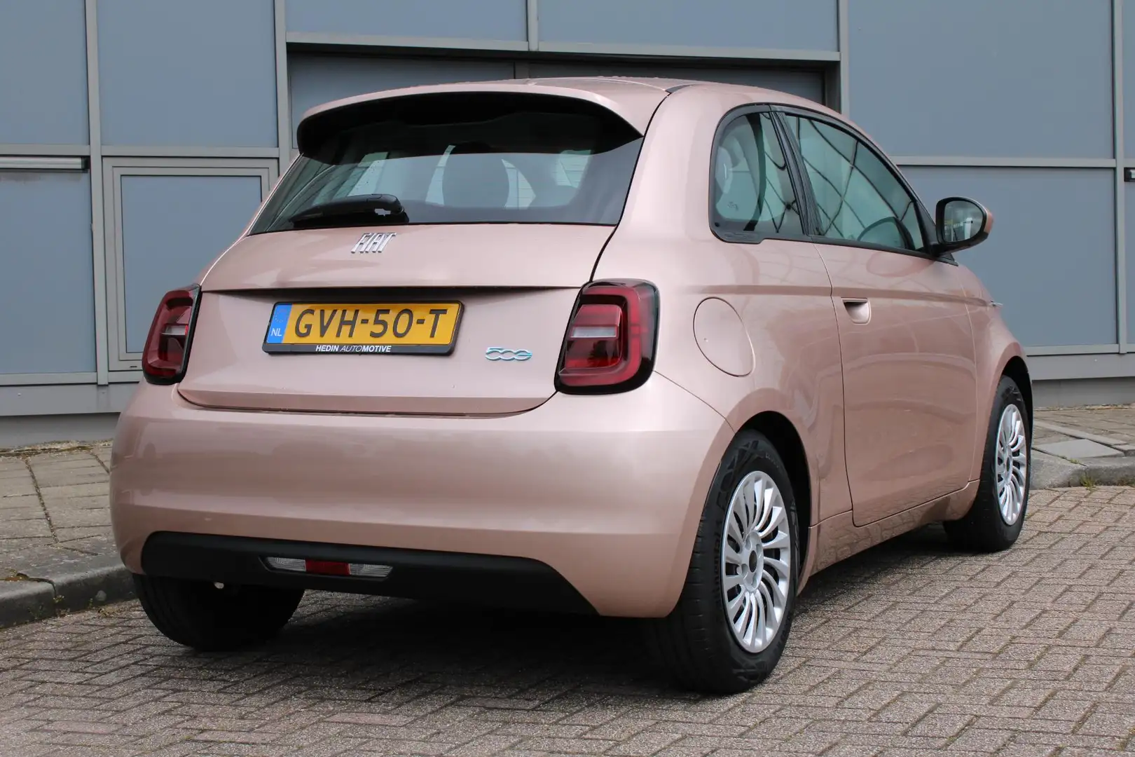 Fiat 500 Urban 42 kWh 118pk | Oro Rosa metallic | Draadloos Rood - 2