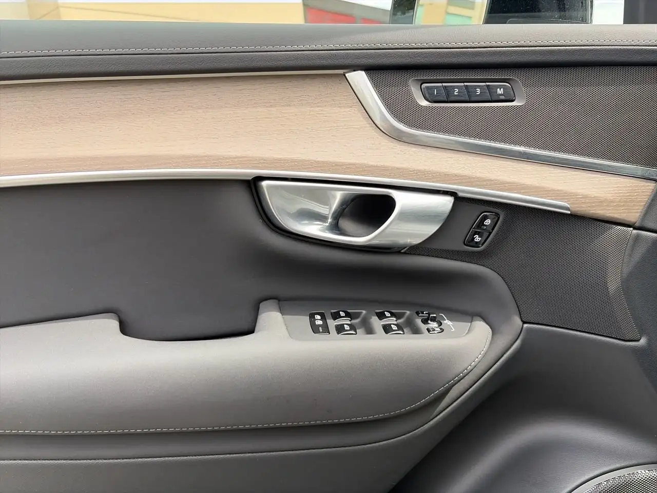 Volvo XC90 снимка Volvo XC90