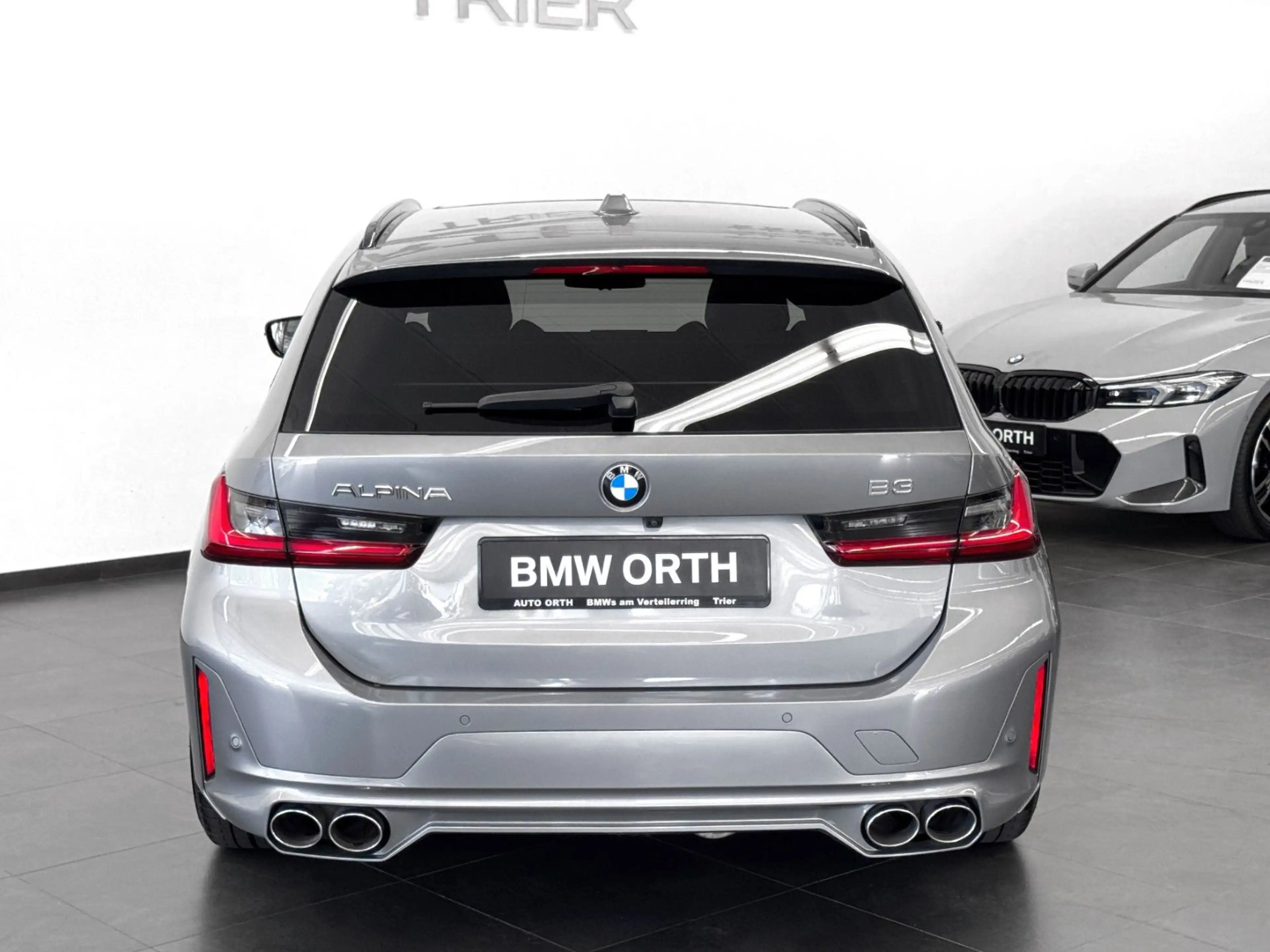 Alpina B3 Touring Biturbo Switch-Tronic Allrad PANO AHK — photo 9