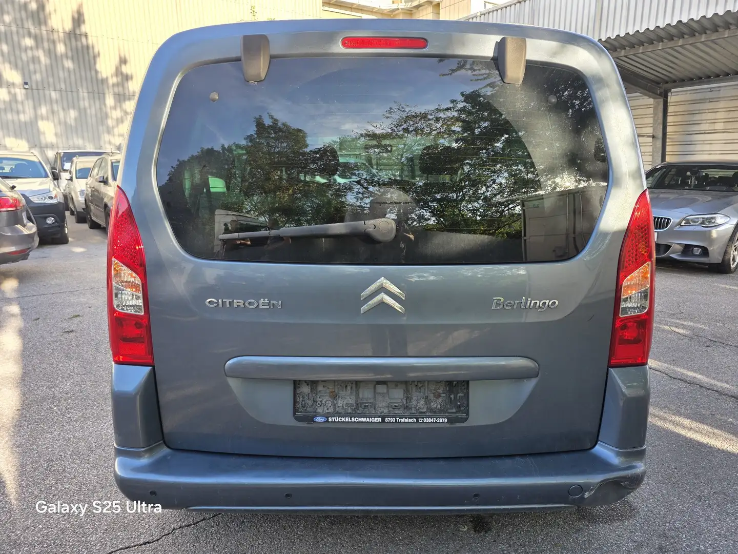 Citroen Berlingo 1.6 HDi 110 FAP Mullewapp Grau - 2