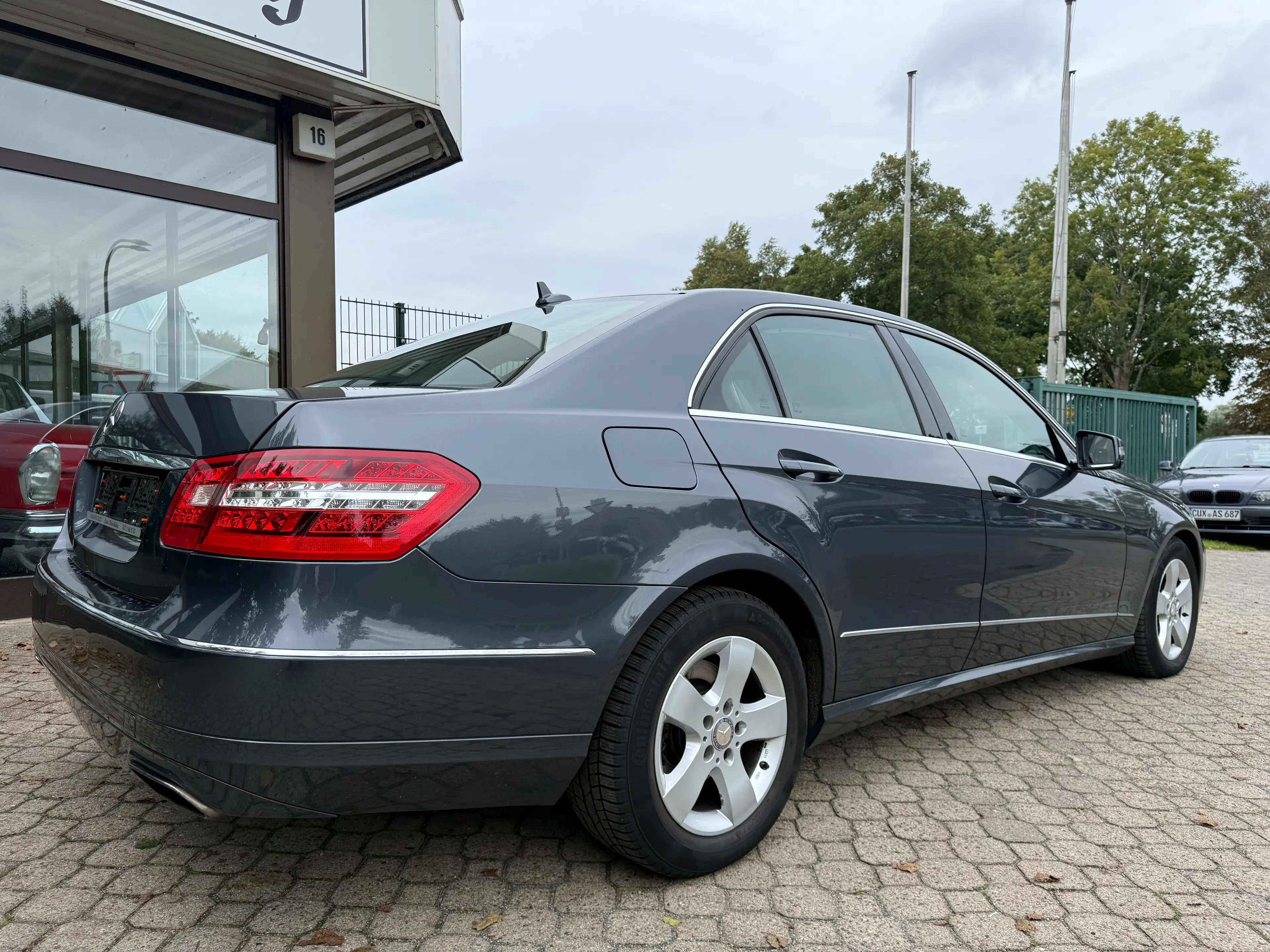 Mercedes-Benz E 300 CDI W212 Blue Efficiency Avantgarde *2.Hand*HU 2/2028*Scheckheft* — photo 7