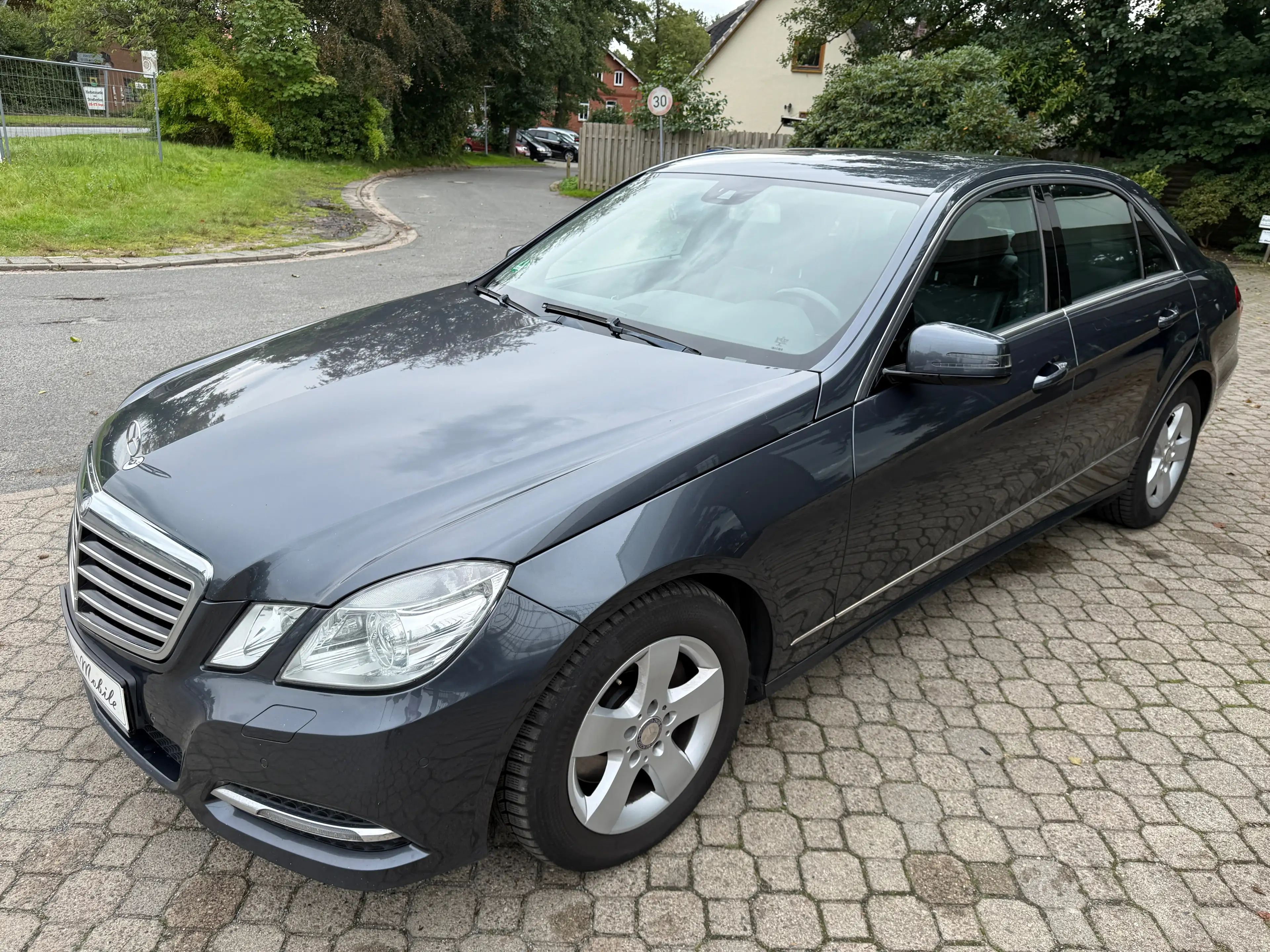Mercedes-Benz E 300 CDI W212 Blue Efficiency Avantgarde *2.Hand*HU 2/2028*Scheckheft* — photo 2