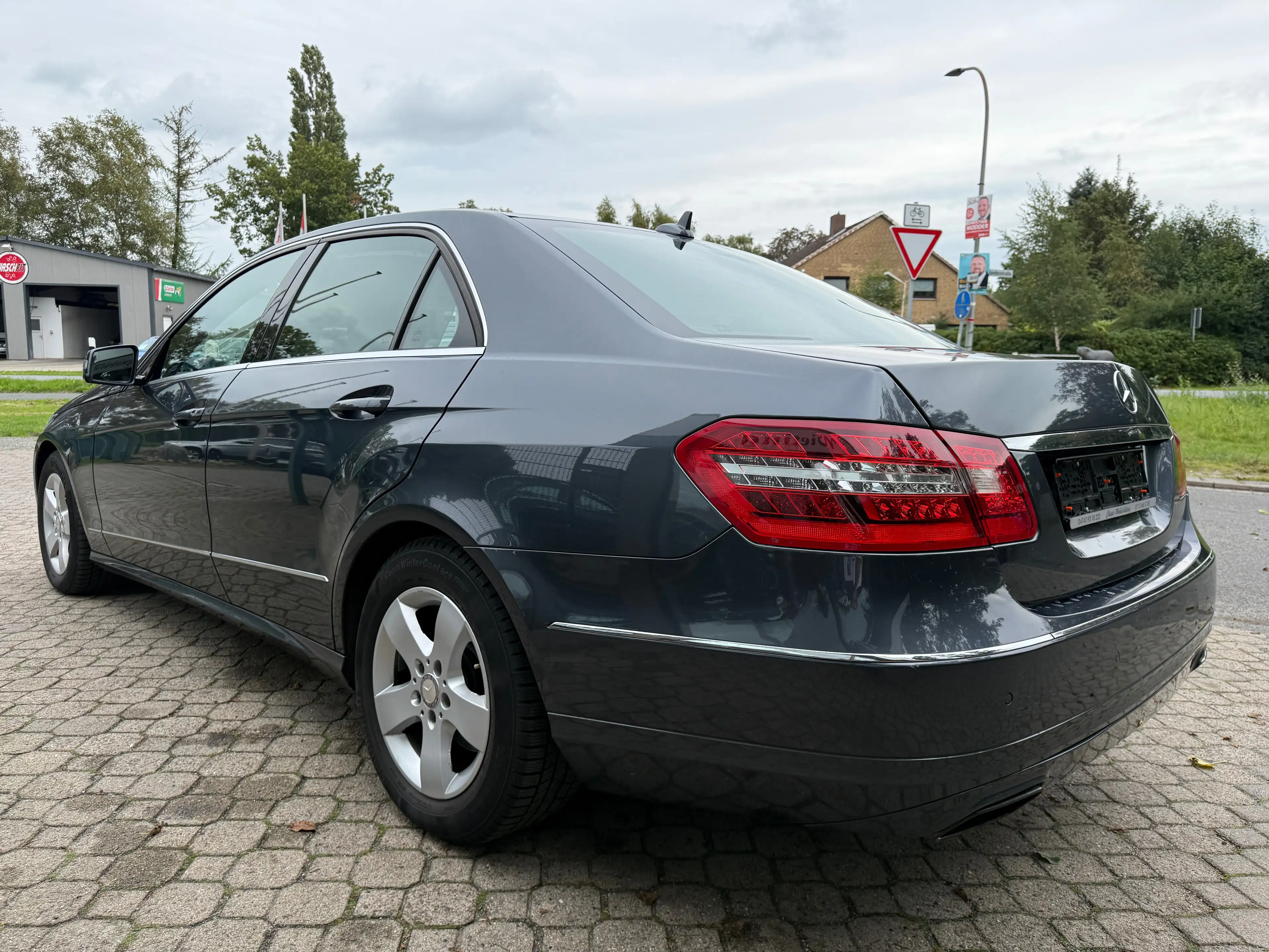 Mercedes-Benz E 300 CDI W212 Blue Efficiency Avantgarde *2.Hand*HU 2/2028*Scheckheft* — photo 8