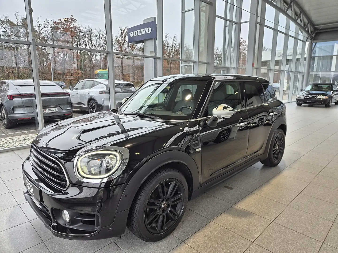MINI One Countryman MINI Countryman One Schwarz - 2