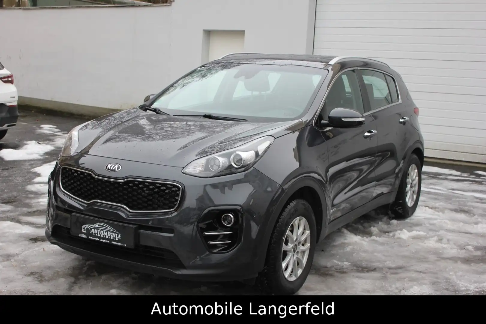 Kia Sportage Vision 4WD 1.HAND NAVI AHK SHZ KAMERA Gris - 1