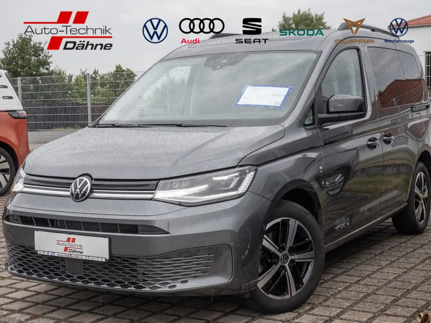 Volkswagen Caddy 2.0 TDI Dark Label SHZ NAVI AHK PANO Grigio - 1