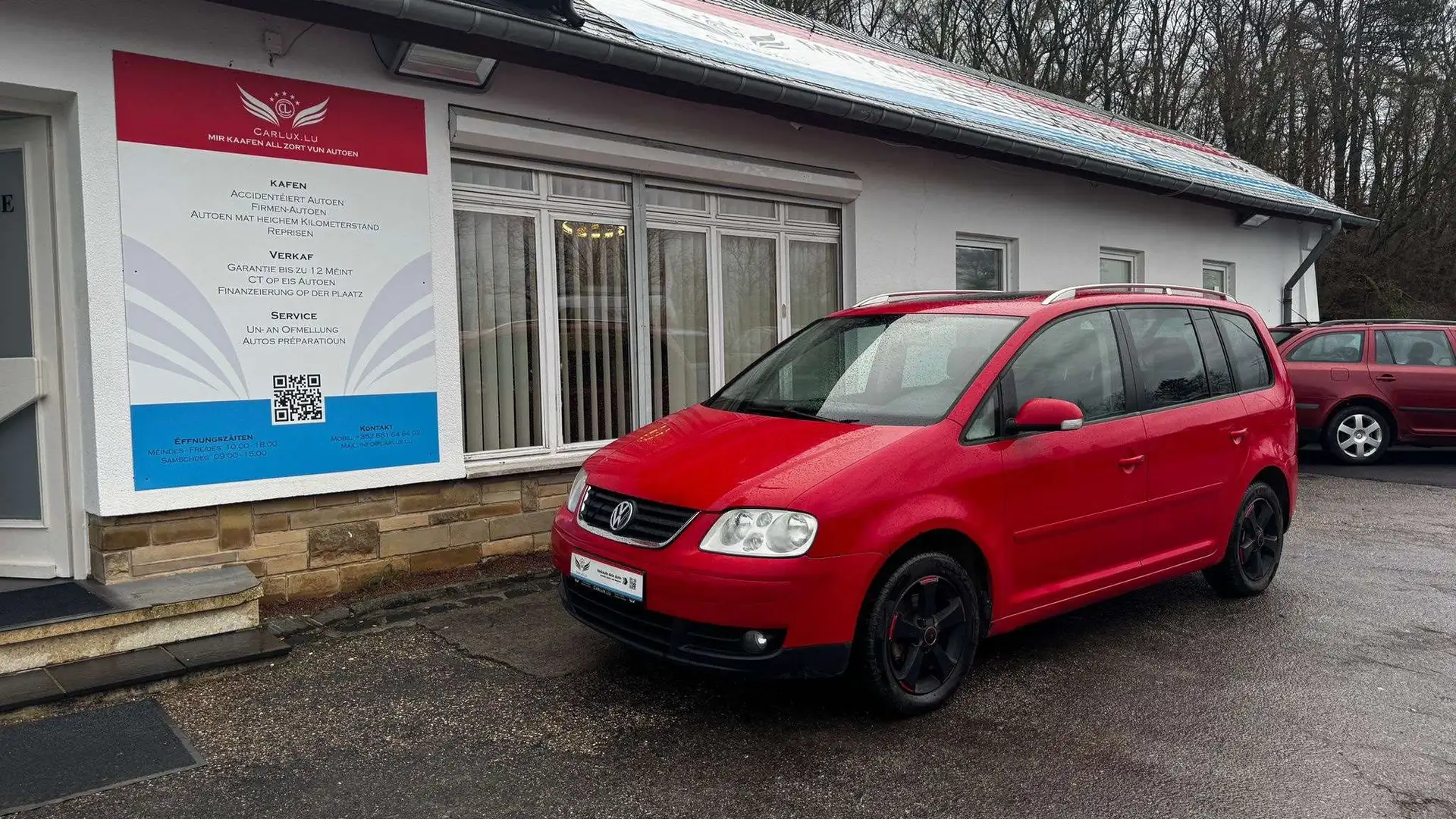 Volkswagen Touran Highline Rojo - 1