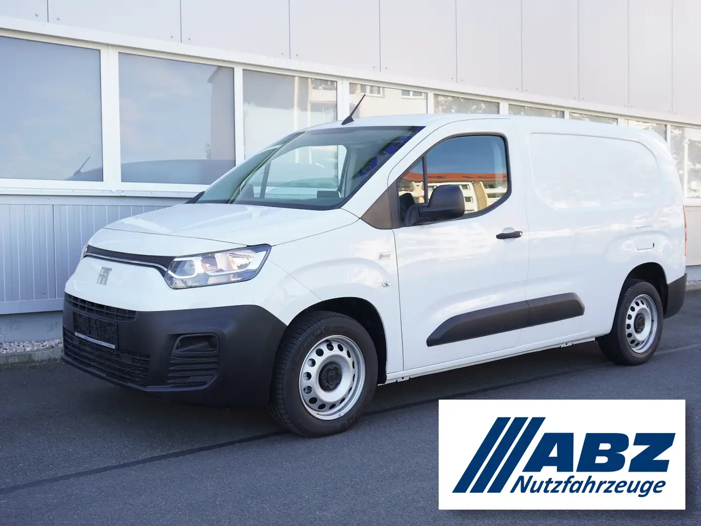 Fiat Doblo Maxi 1.5 / AHK / Parksensoren Weiß - 1