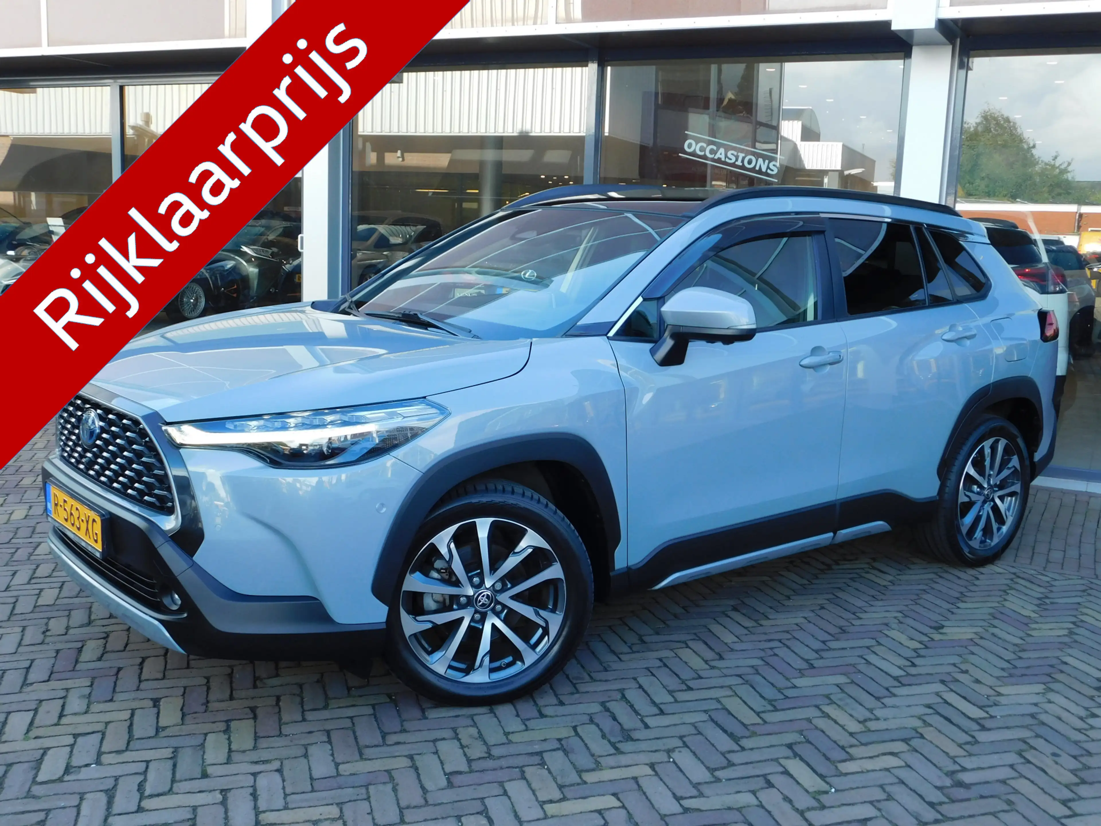 Toyota Corolla Cross 2.0 High Power Hybrid Launch Edition | LEDER | JBL