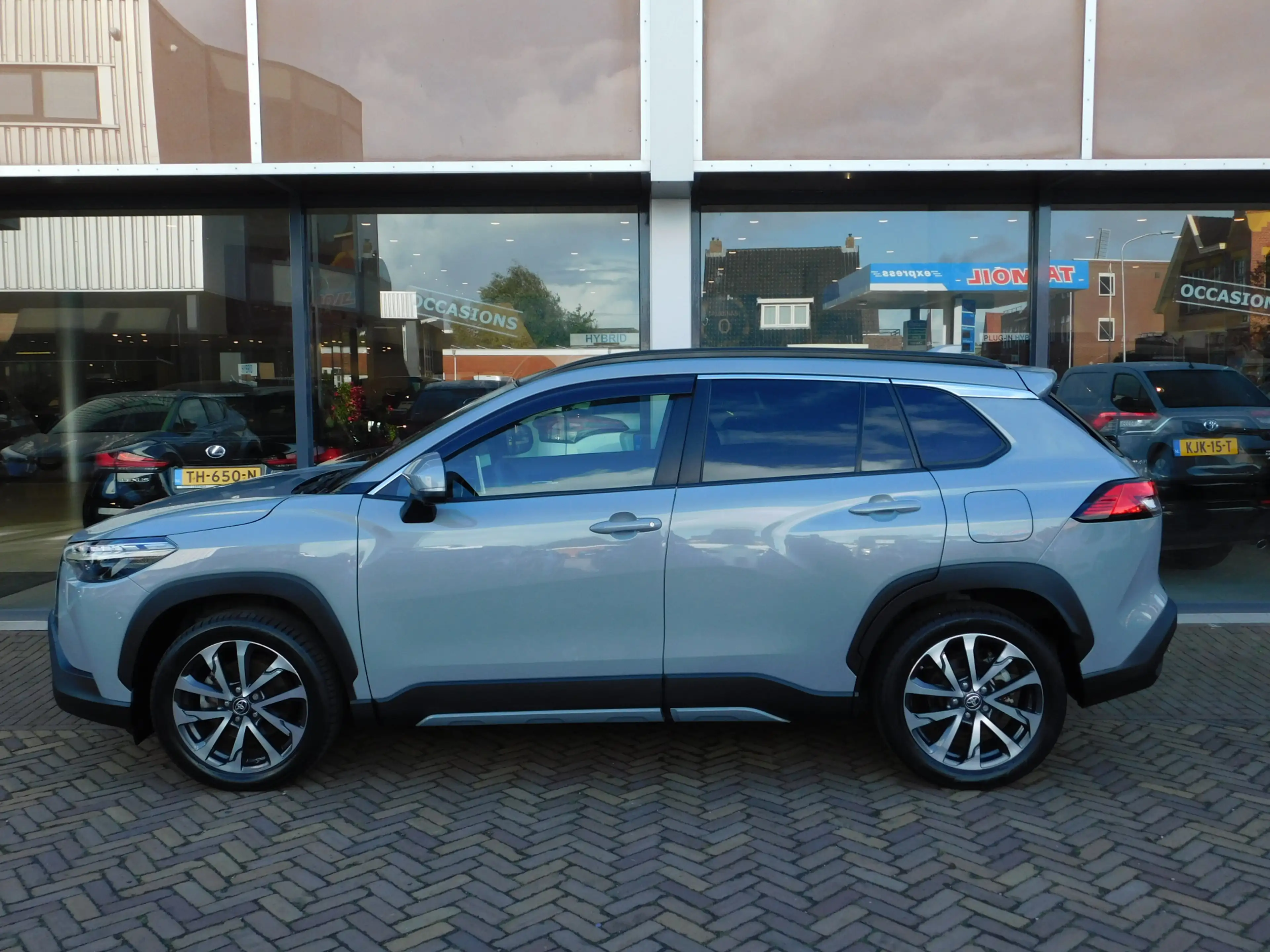 Toyota Corolla Cross 2.0 High Power Hybrid Launch Edition | LEDER | JBL — photo 5