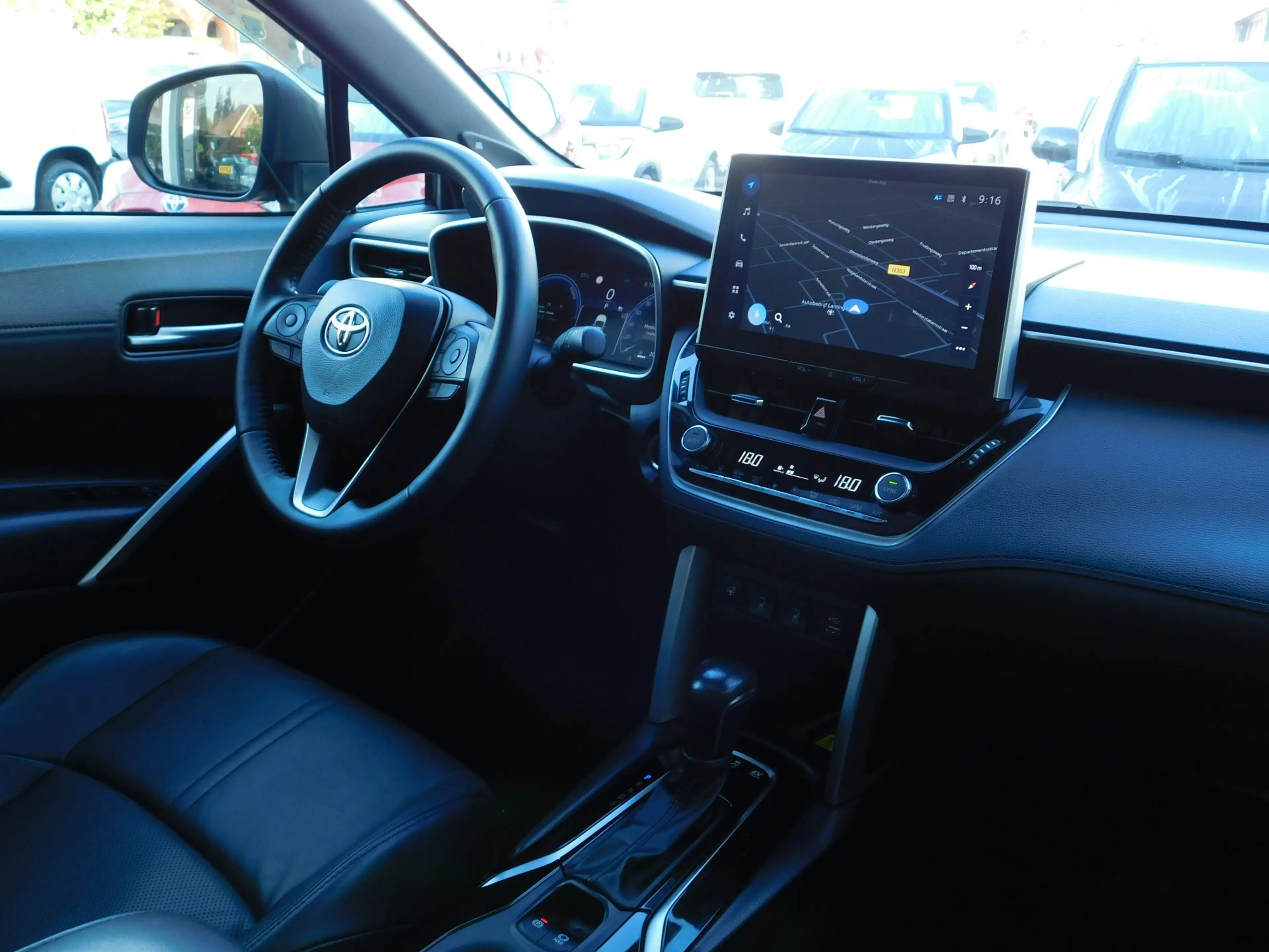 Toyota Corolla Cross 2.0 High Power Hybrid Launch Edition | LEDER | JBL — photo 10
