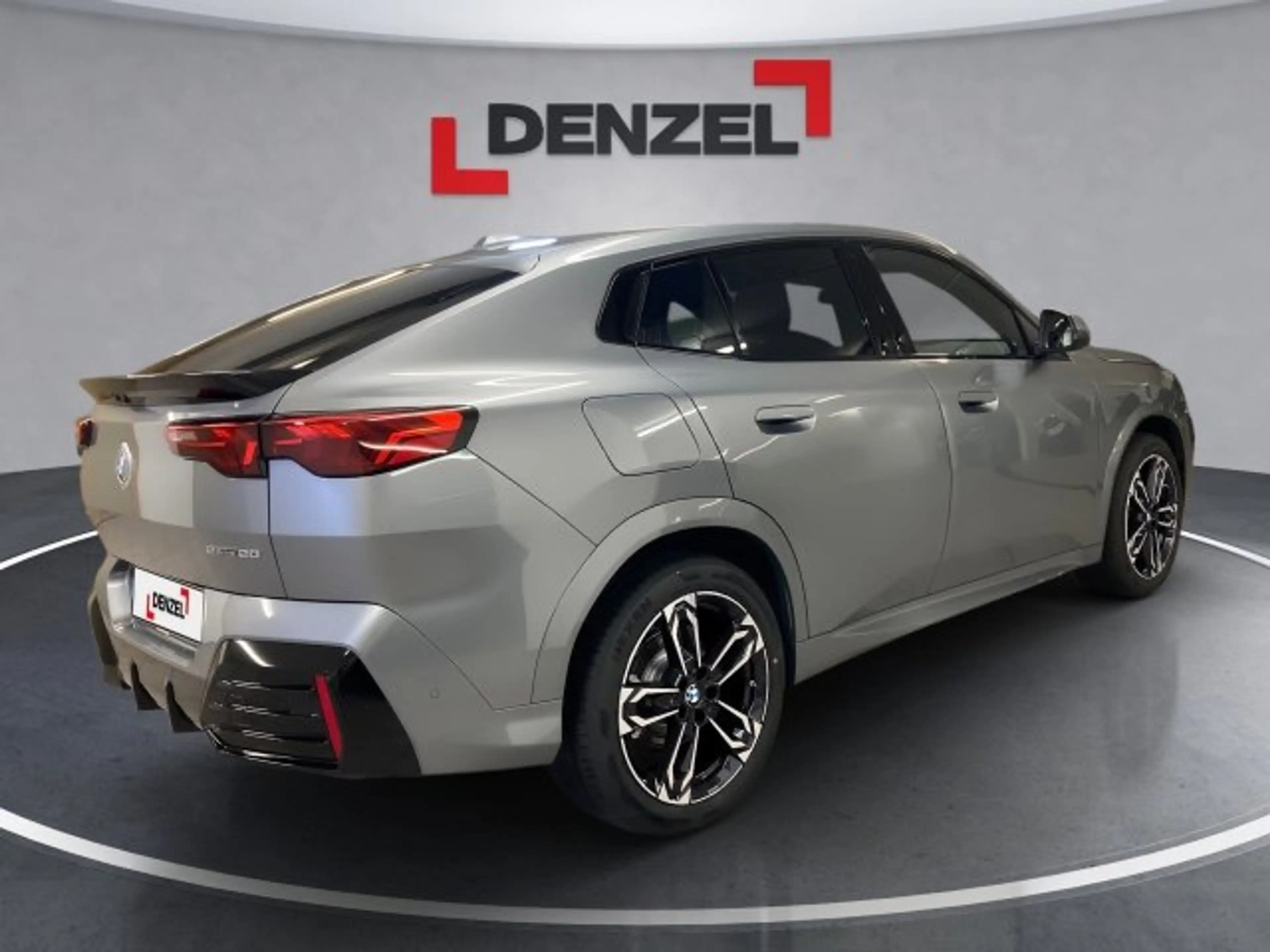 BMW iX2 eDrive 20 U10 — photo 4