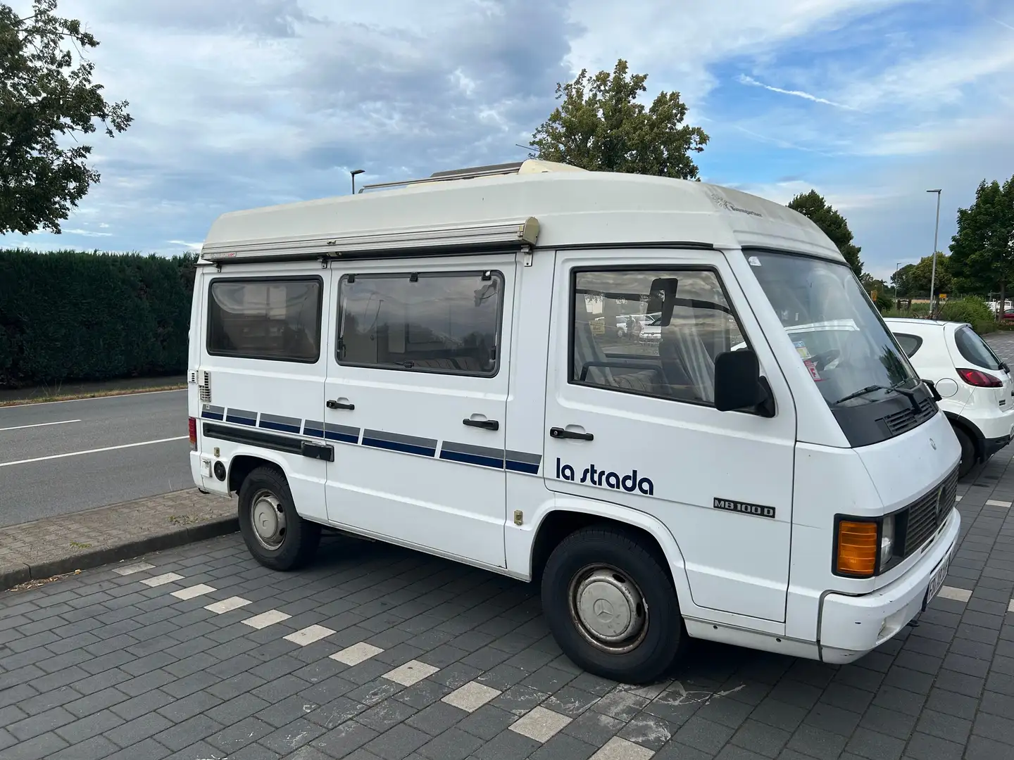 Mercedes-Benz MB 100 MB100 D Blanco - 2