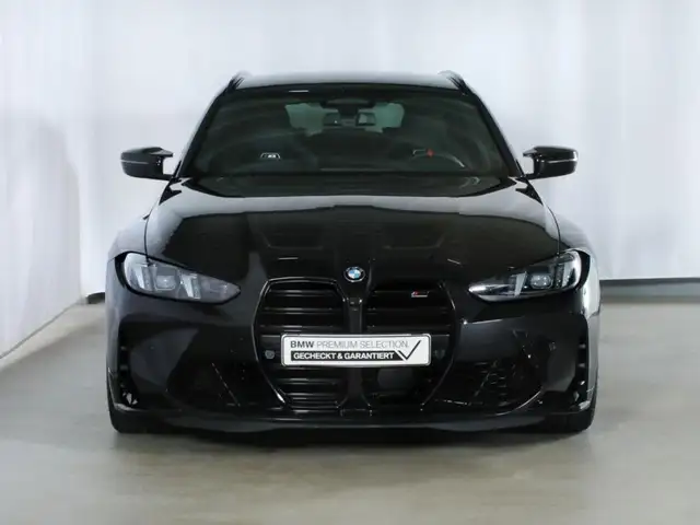 BMW M3 view 4