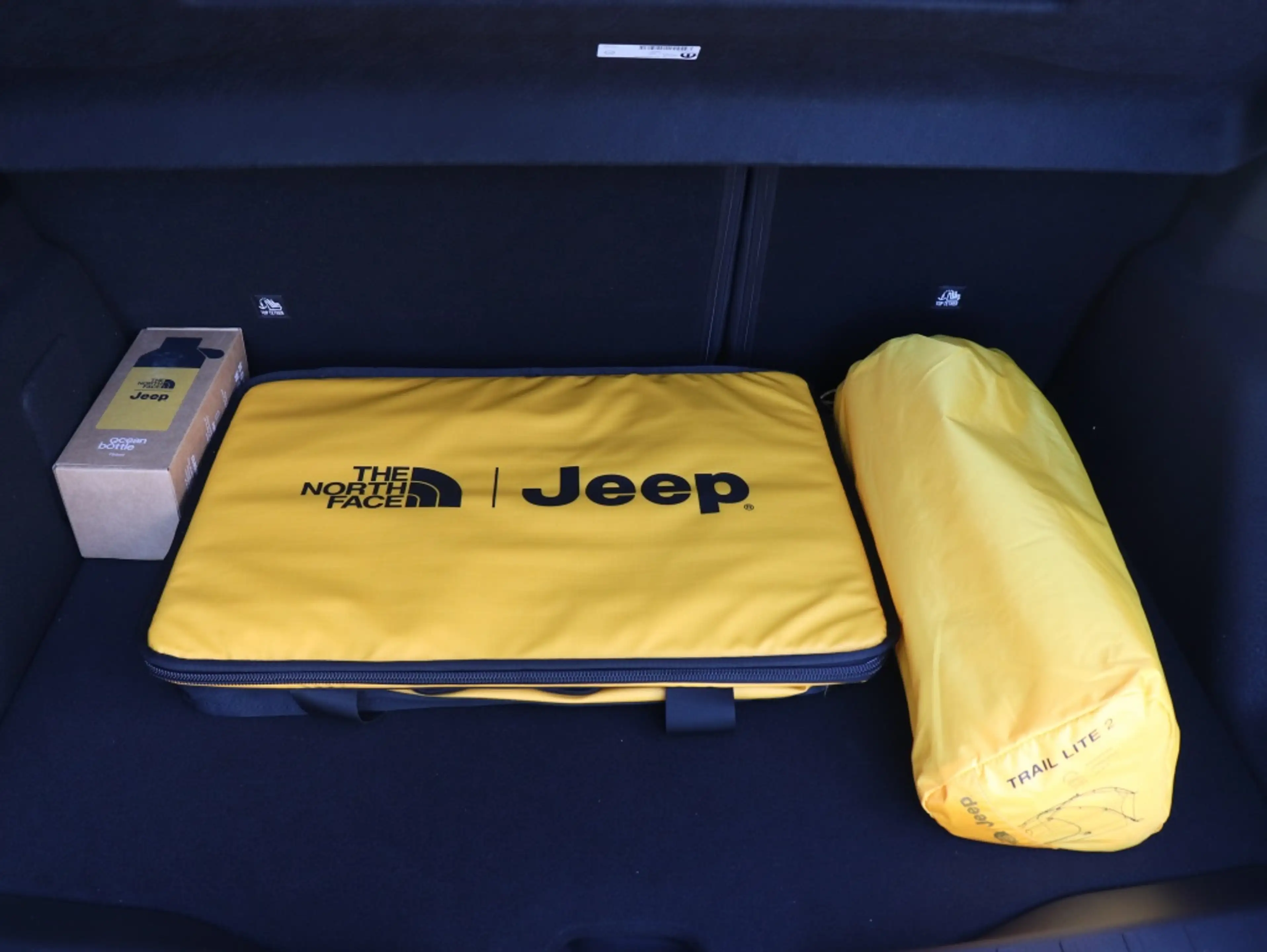 Jeep Avenger 1.2T 4xe 136 PK The North Face | 4x4 | Limited Edi — photo 14