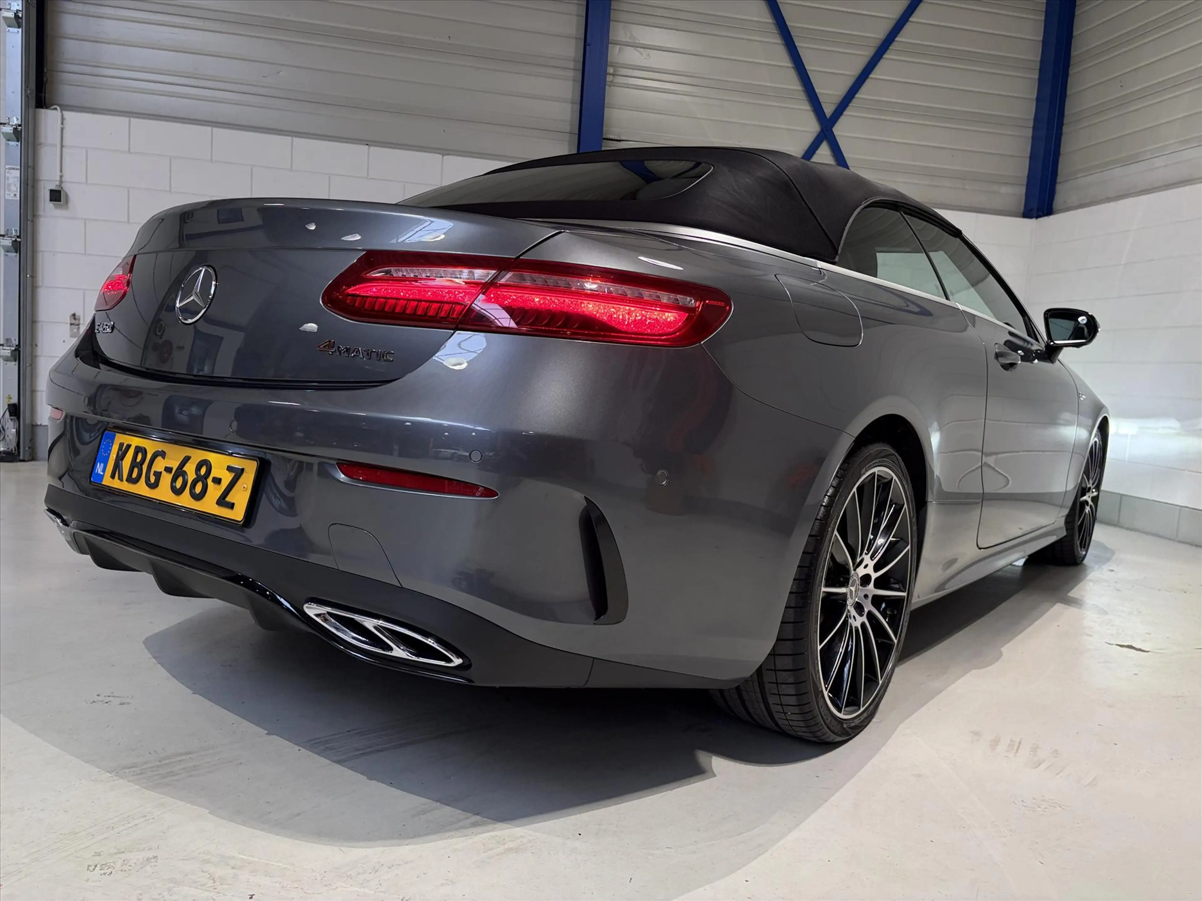Mercedes-Benz E 450 Cabrio E450 V6T 367pk 4MATIC 9G AMG Line, ACC, Bur — photo 2
