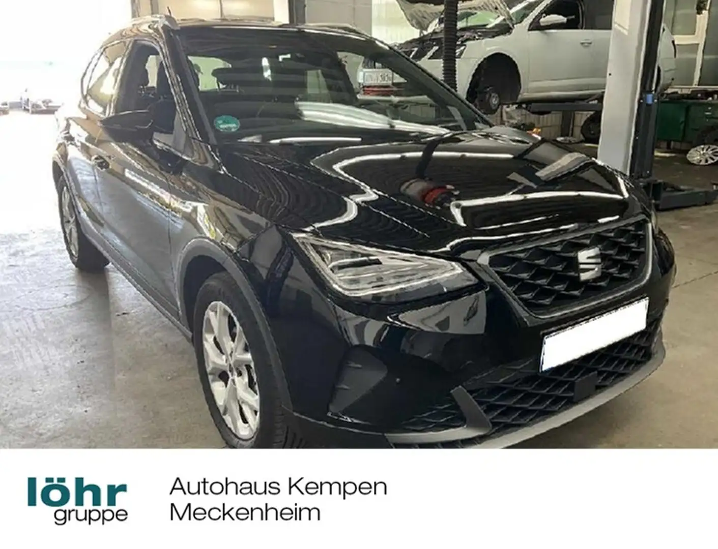 SEAT Arona 1.5 TSI DSG FR 17" Navi+VC+FullLink LED PDC Negro - 1